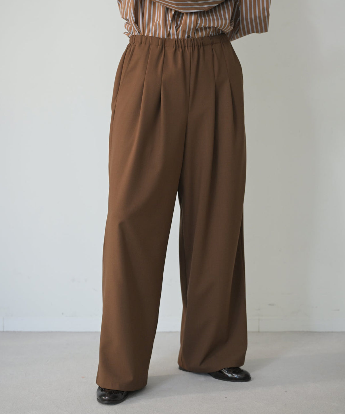 ブラウン　model：H170cm