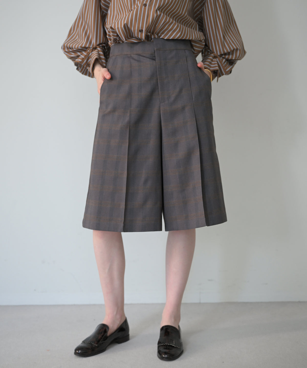 ブラウンチェック　model：H170cm
