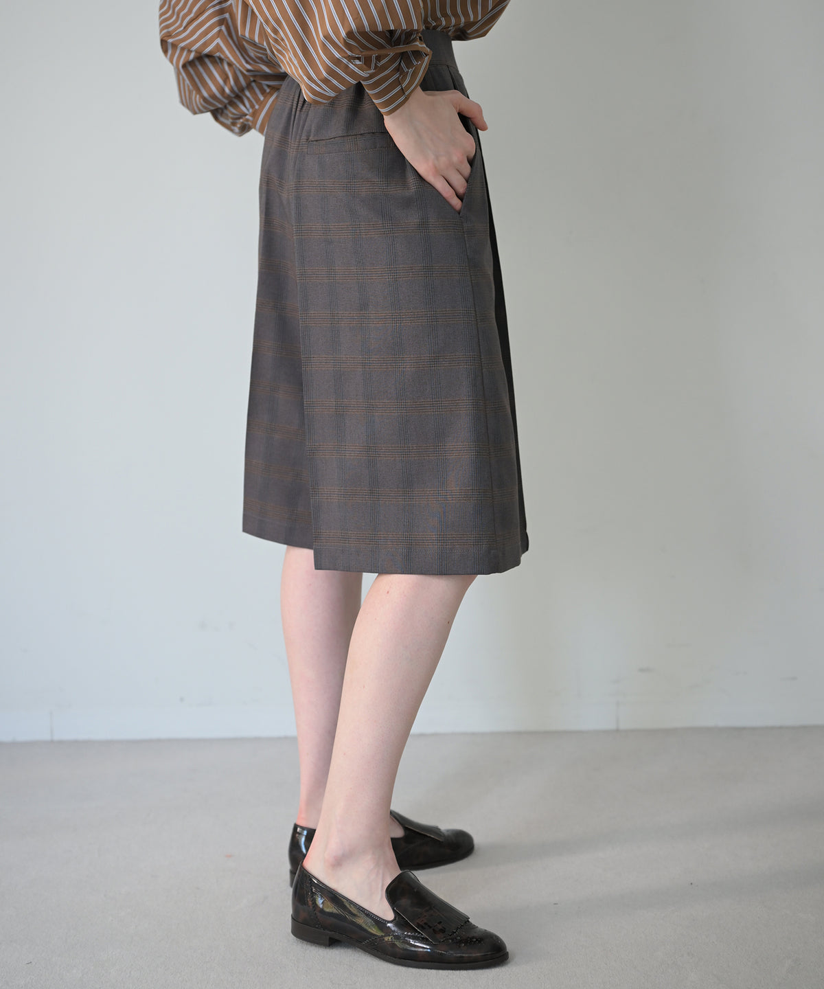 ブラウンチェック　model：H170cm