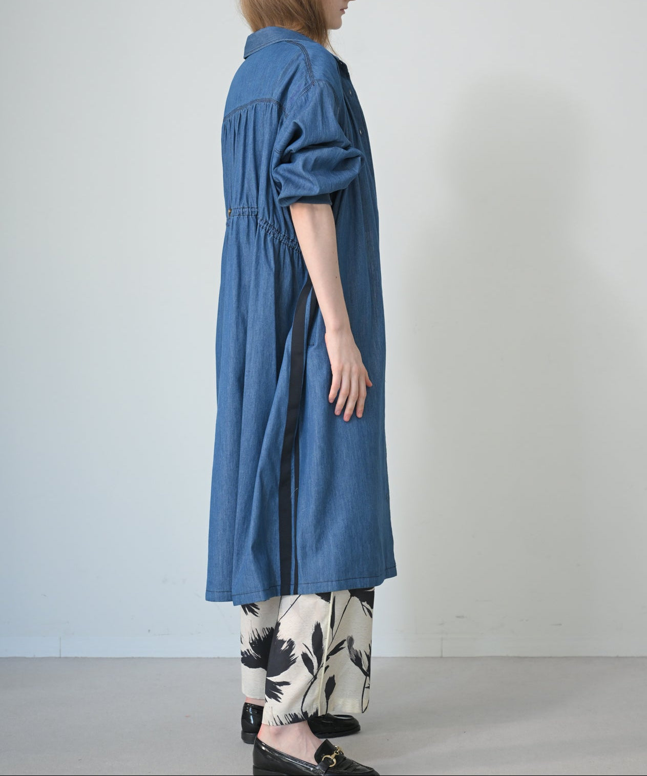 ブリーチインディゴ　model：H170cm
