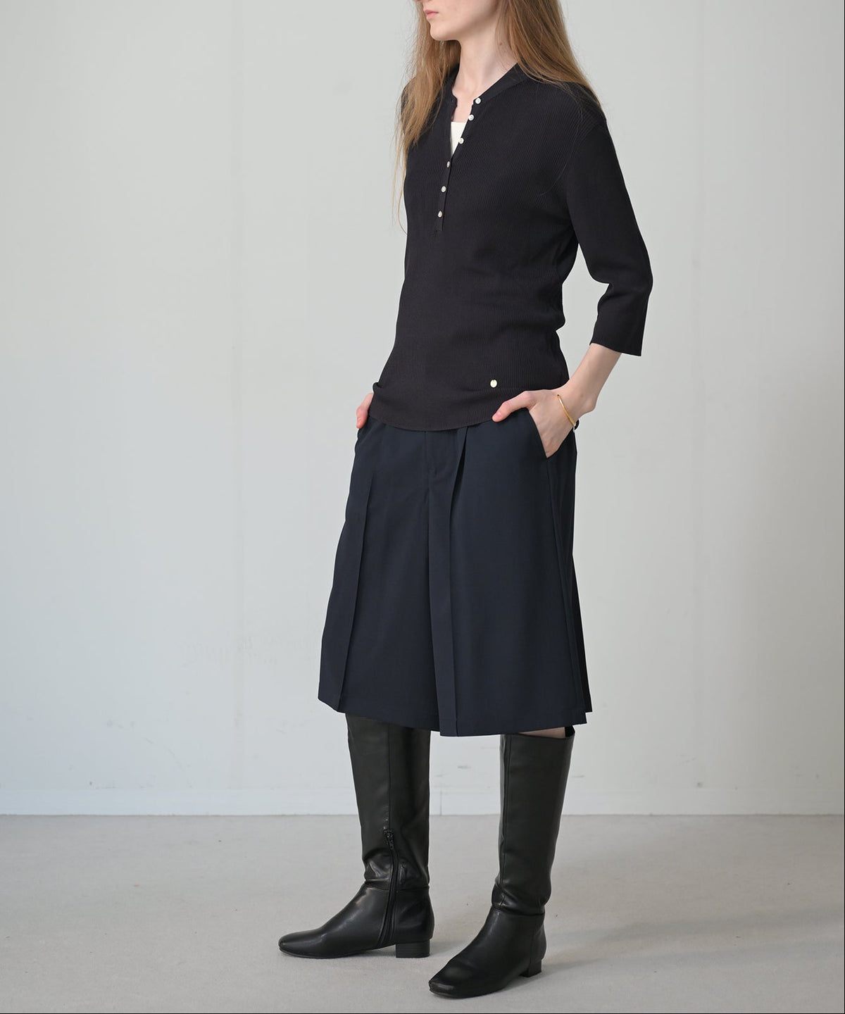 グレー　model：H170cm