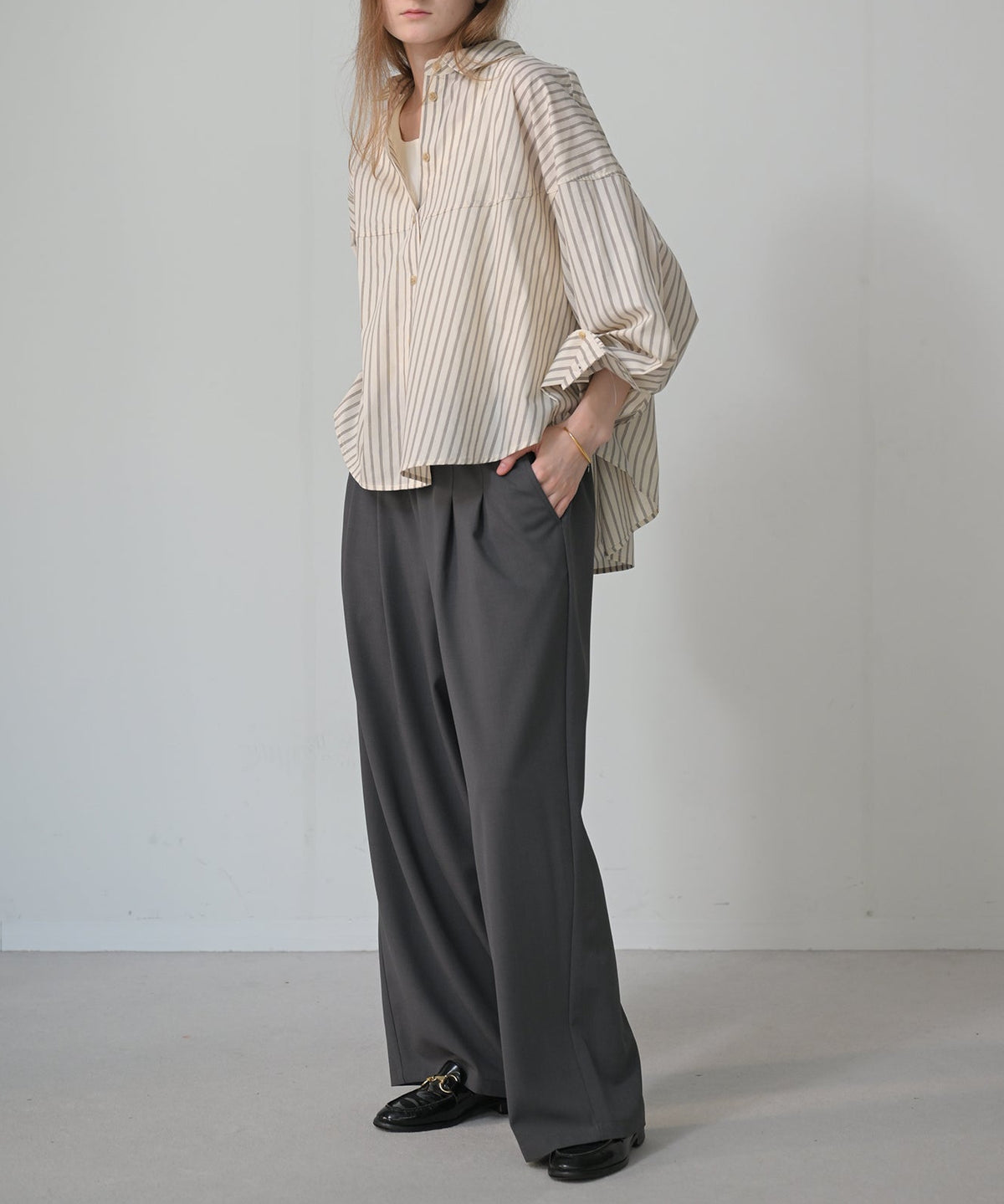 アイボリーストライプ　model：H170cm