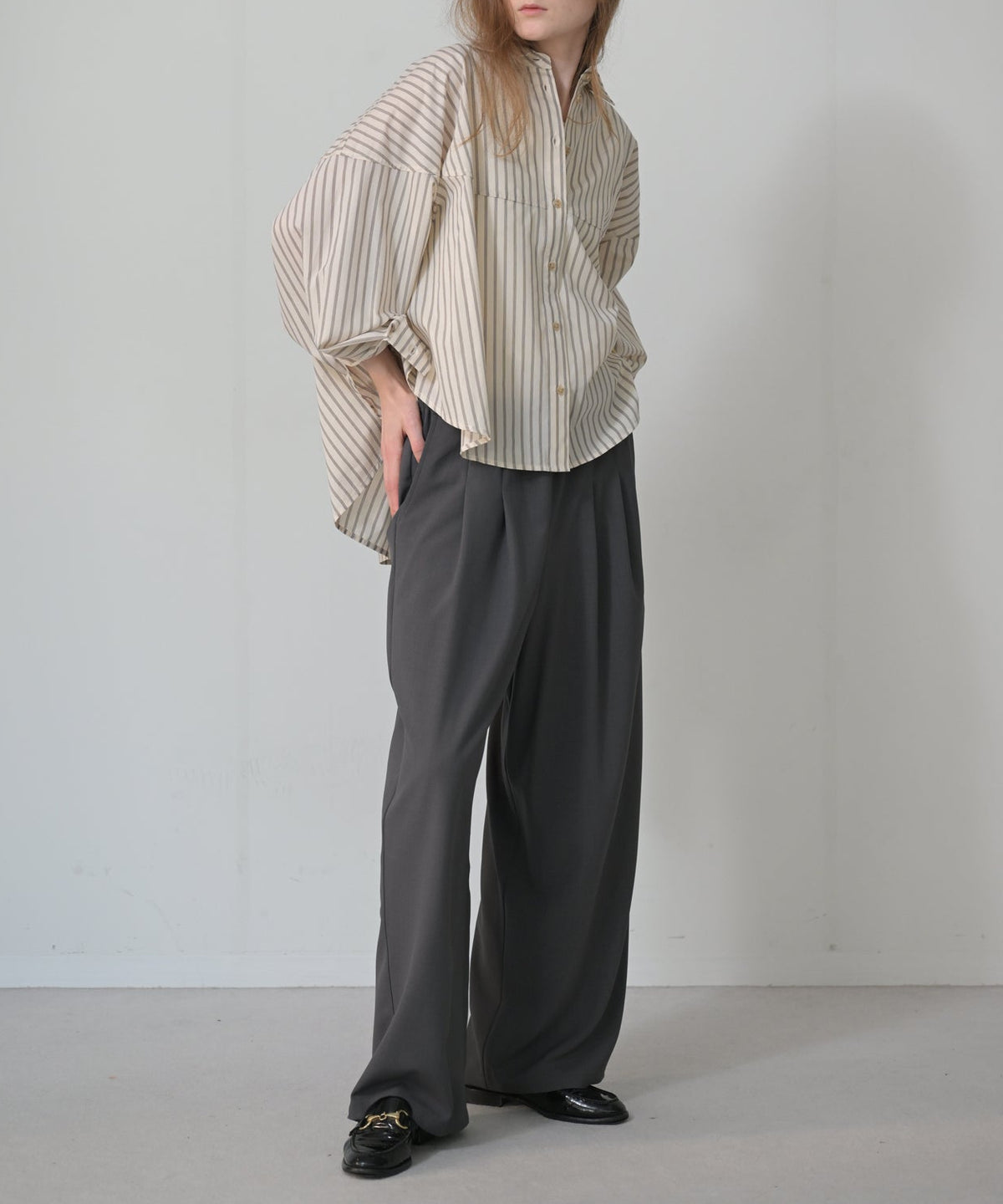 アイボリーストライプ　model：H170cm