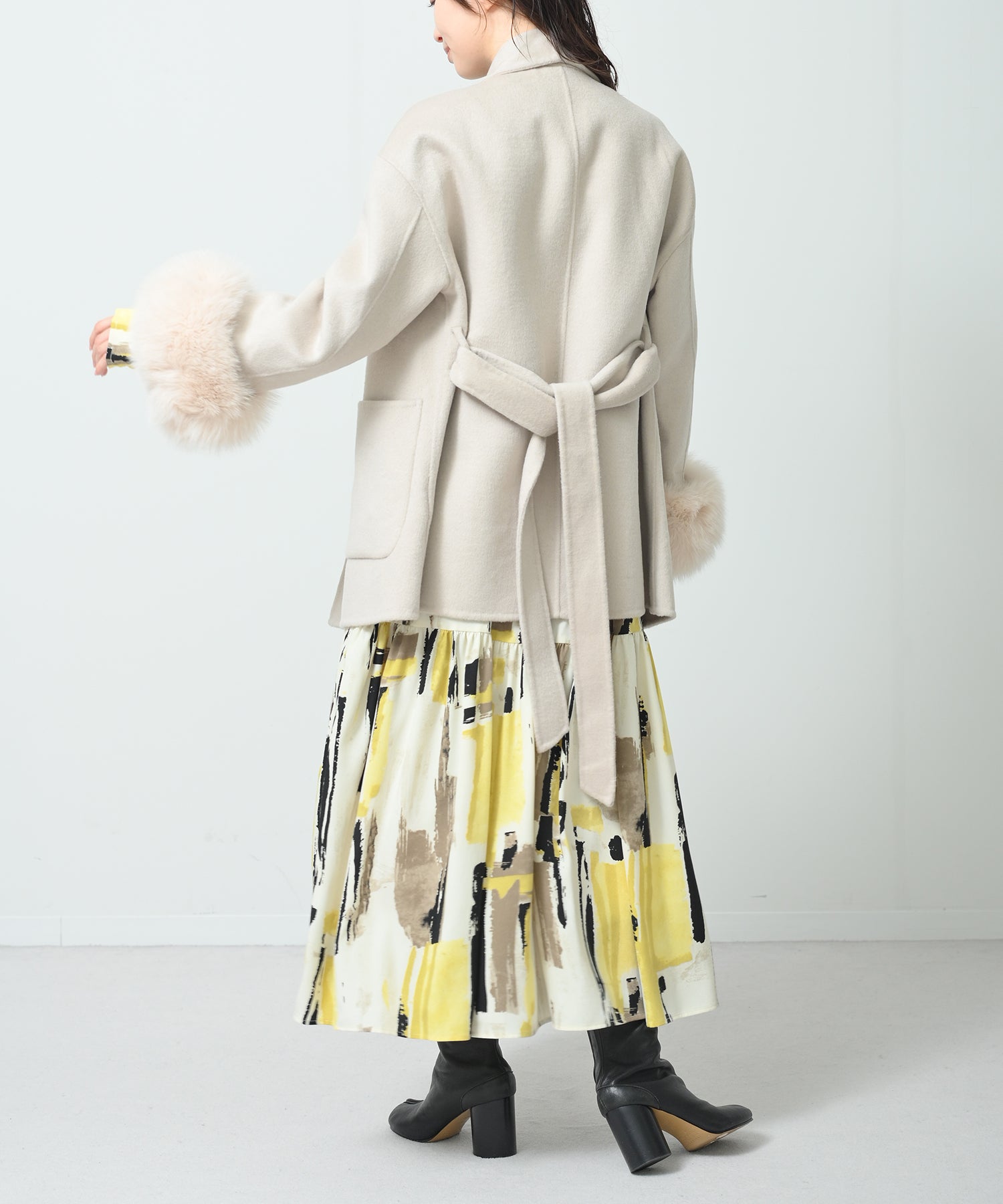 アイボリー　model：H160