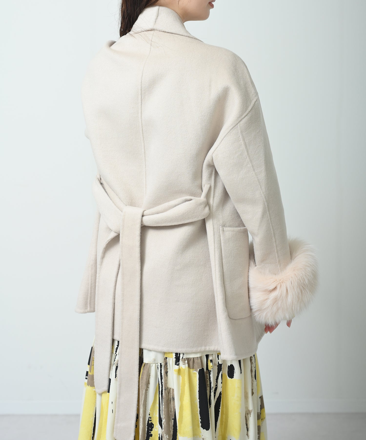 アイボリー　model：H160