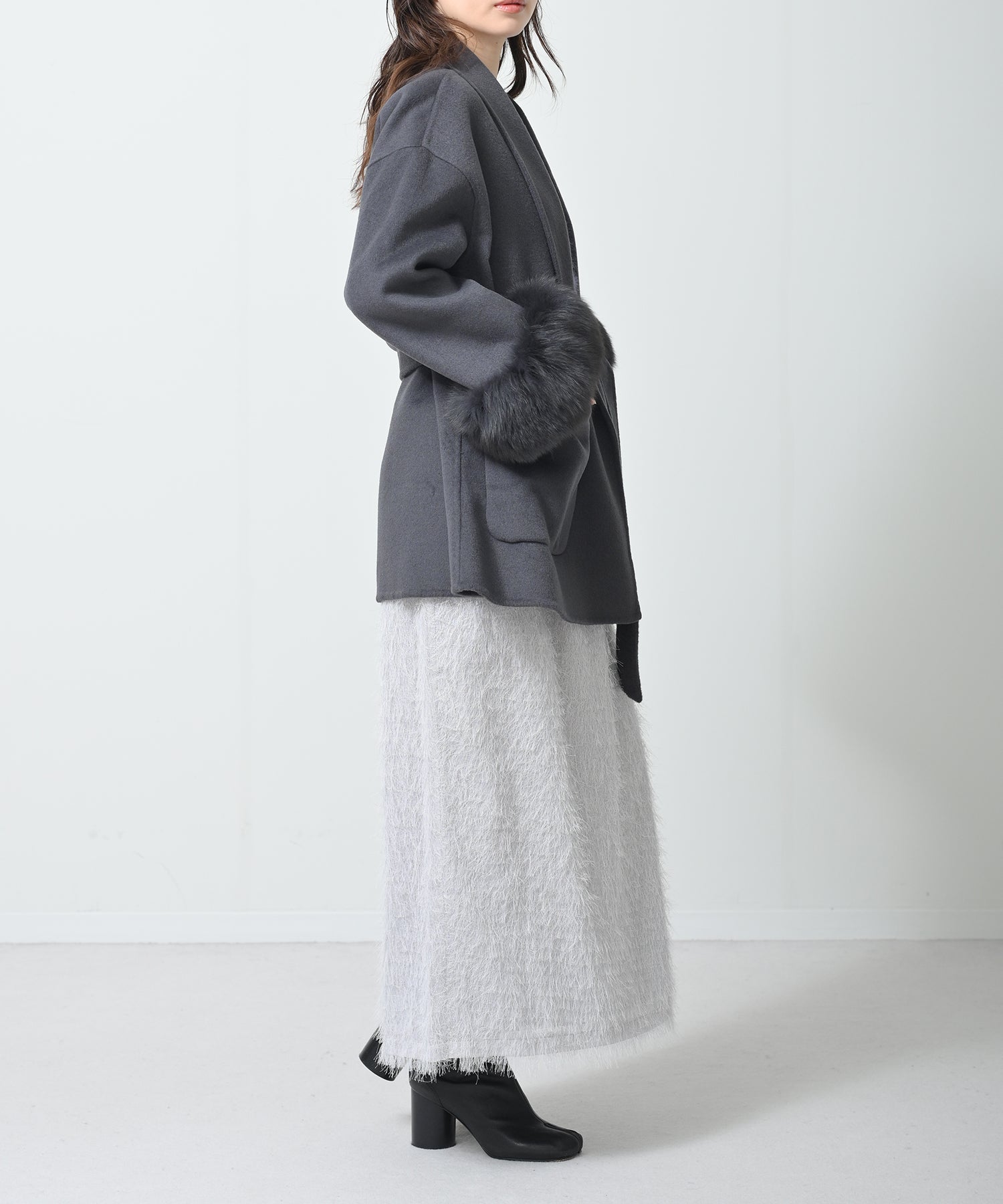 チャコール　model：H160