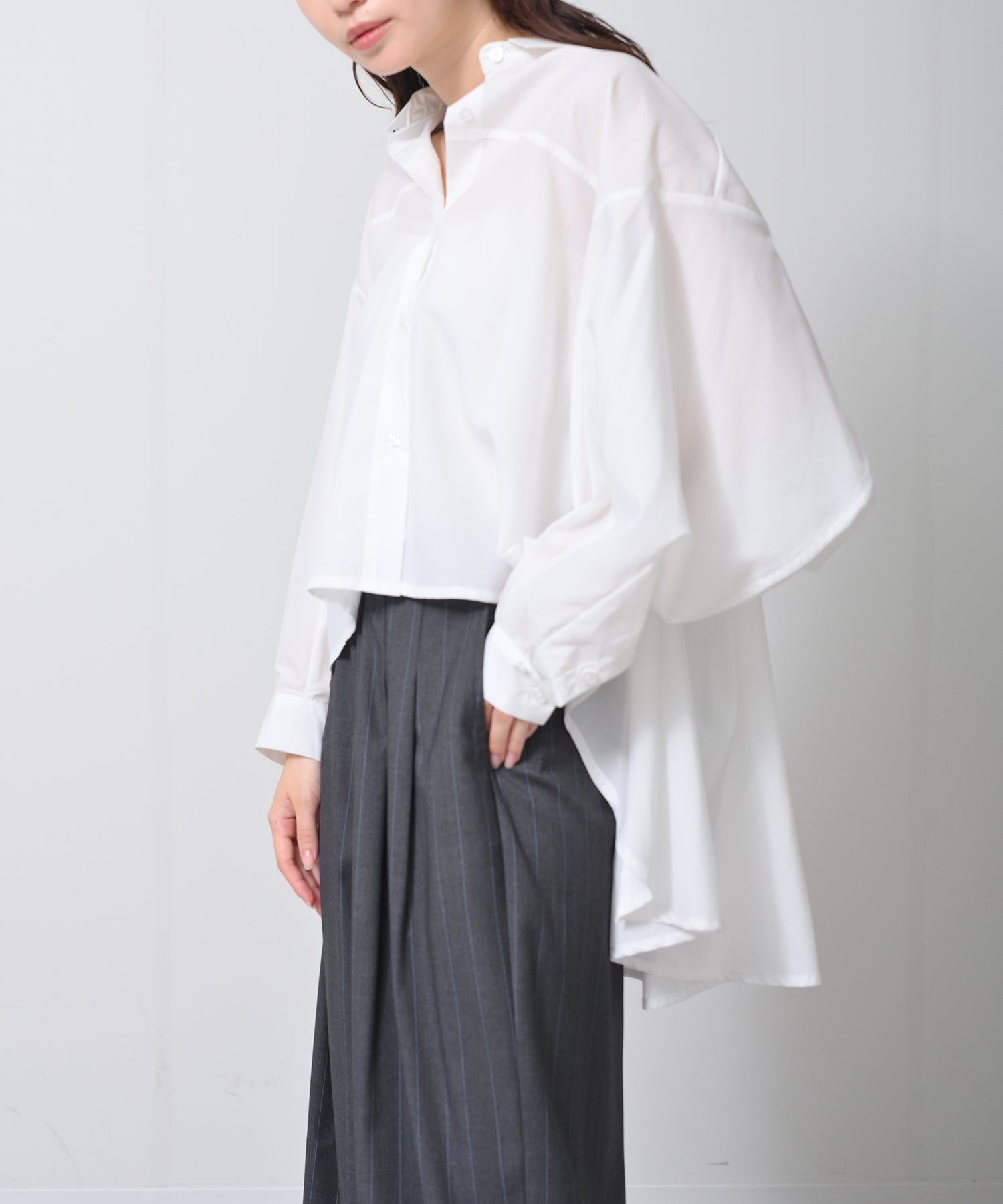 オフホワイト　model：H160