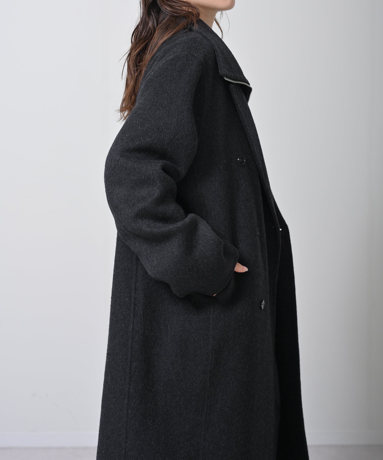 ブラック　model：H160