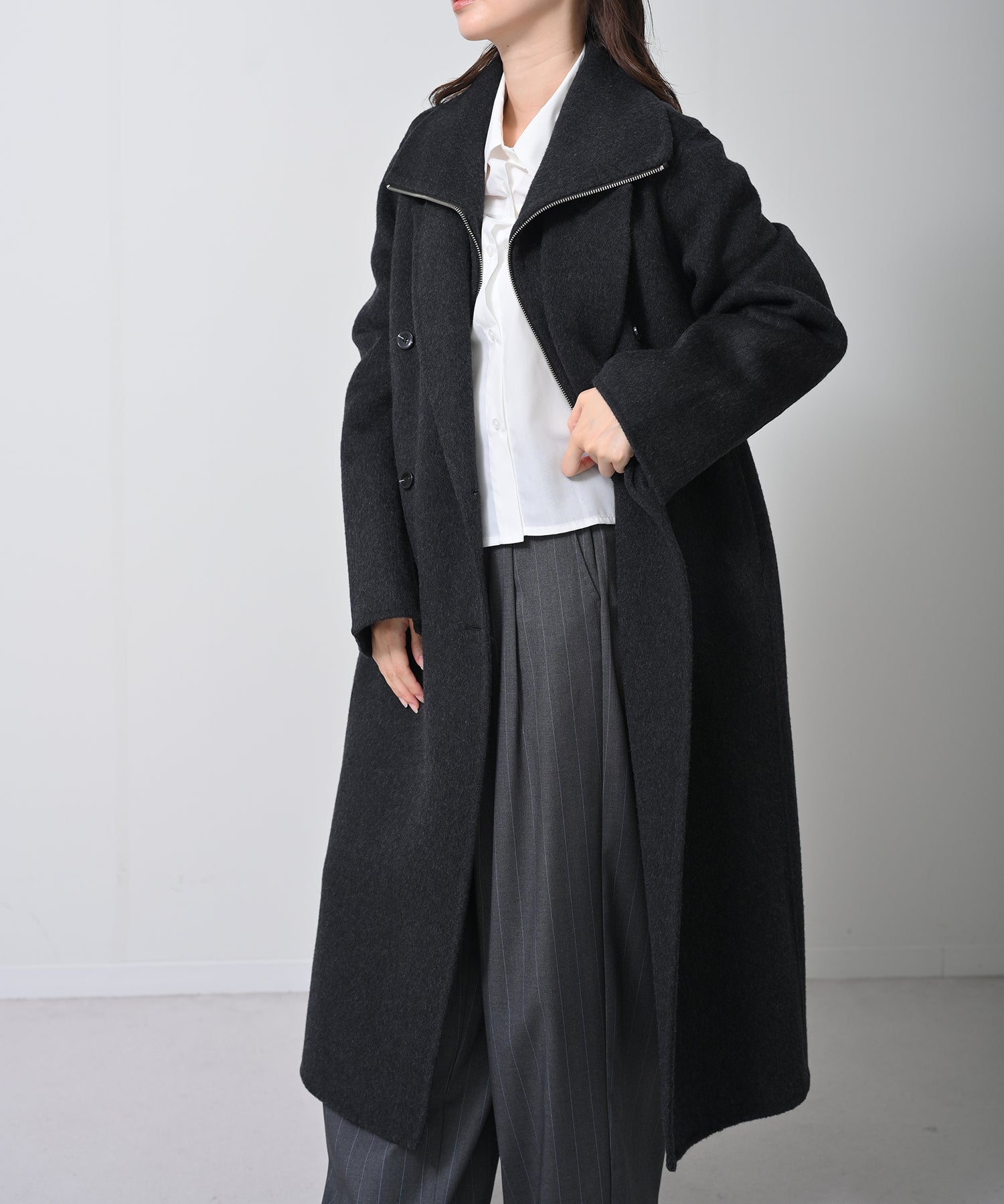 ブラック　model：H160