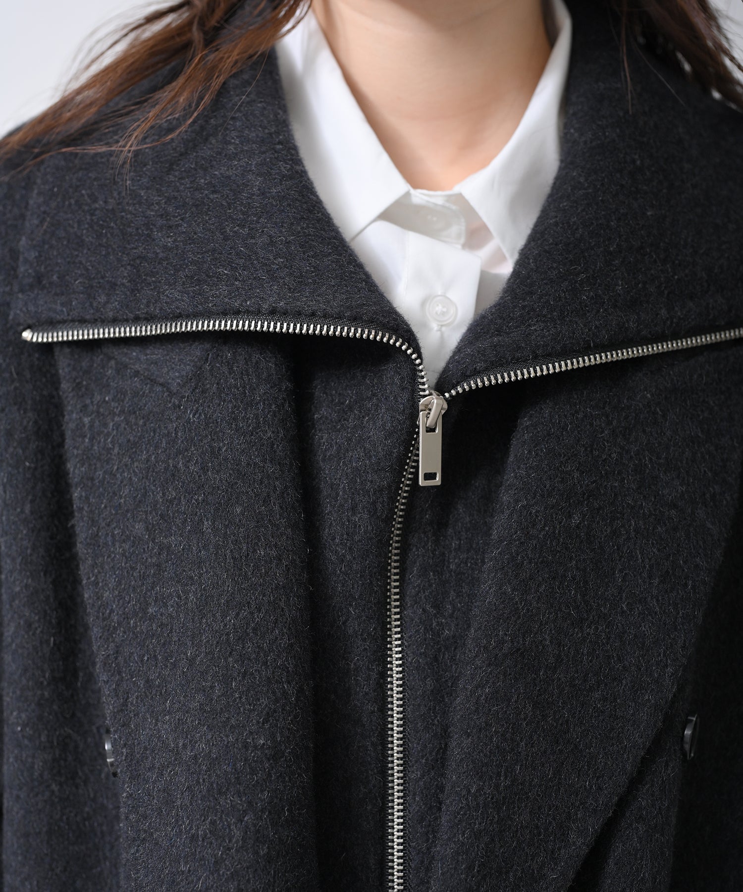 ブラック　model：H160