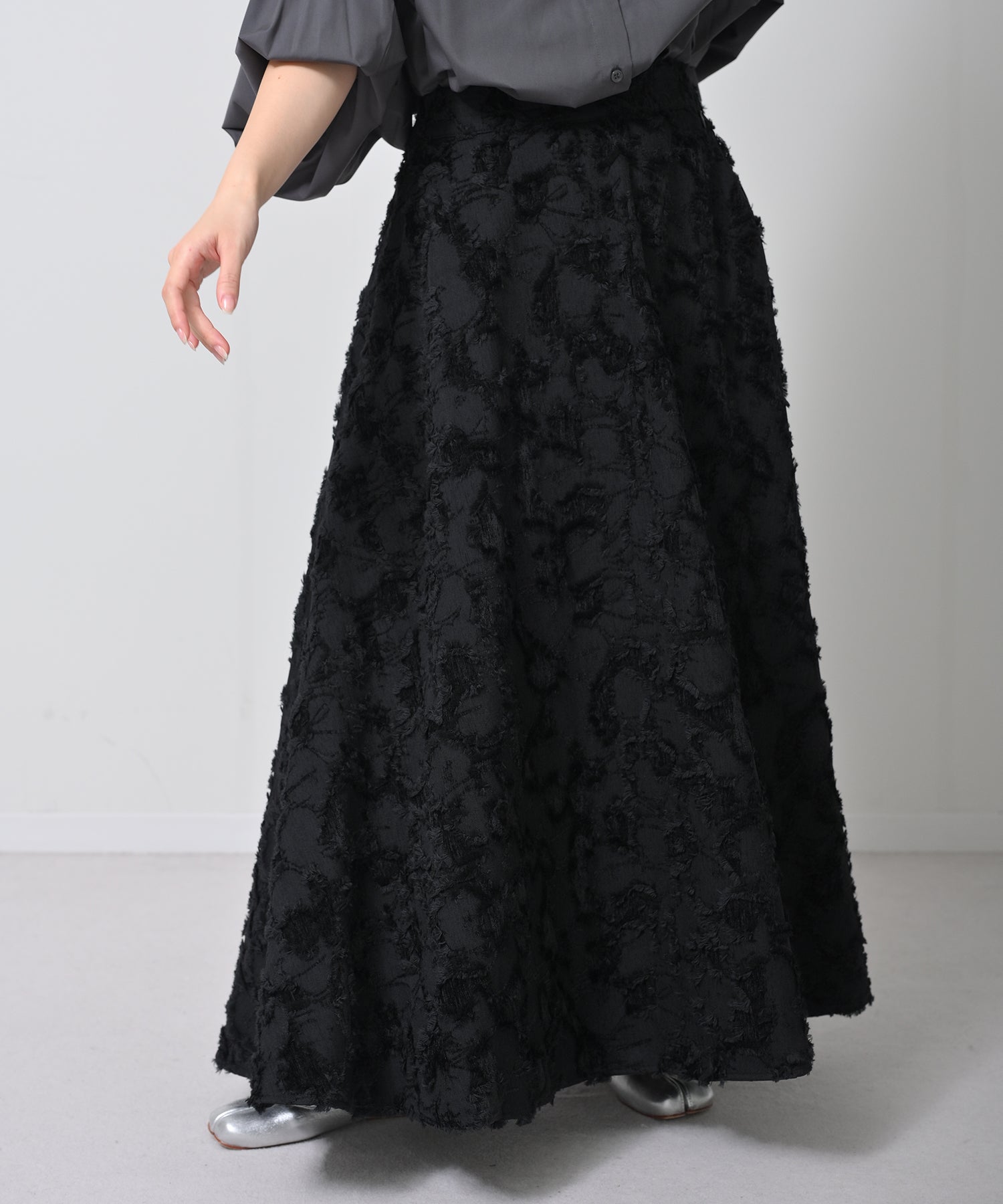 ブラック　model：H160