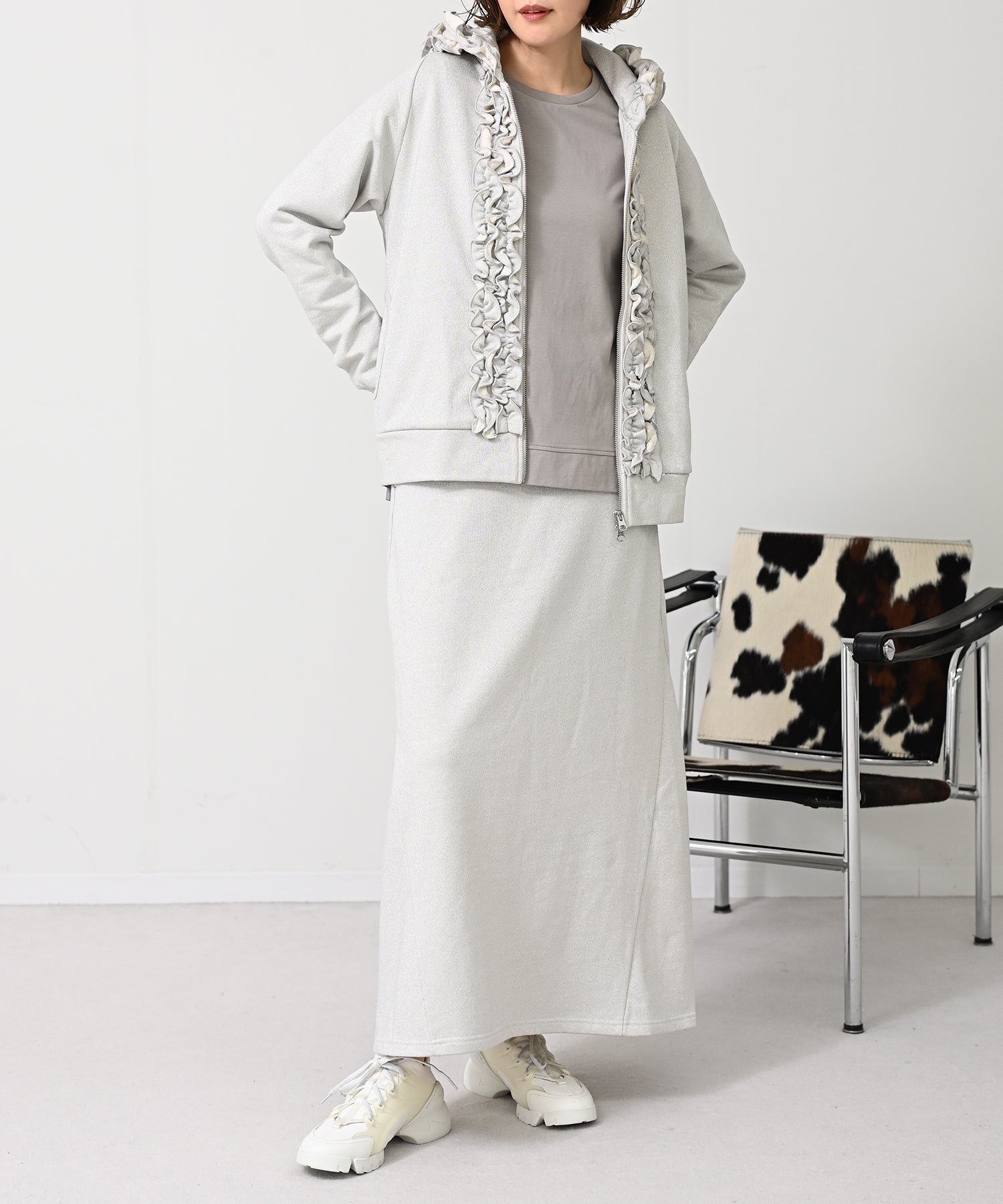 オフグレー　model：H167