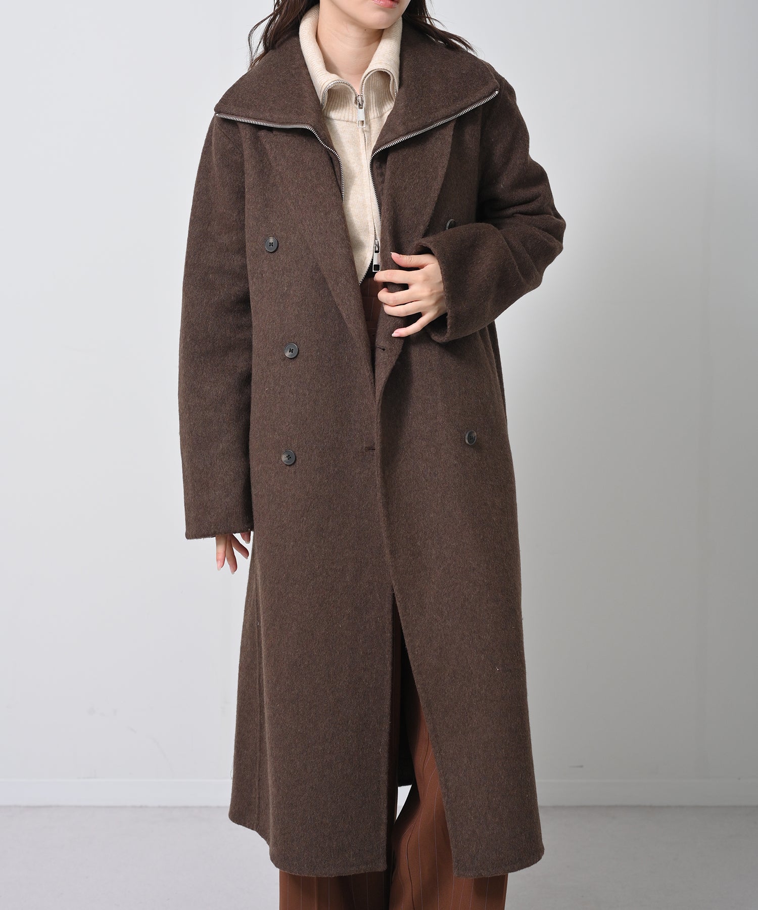 ブラウン　model：H160