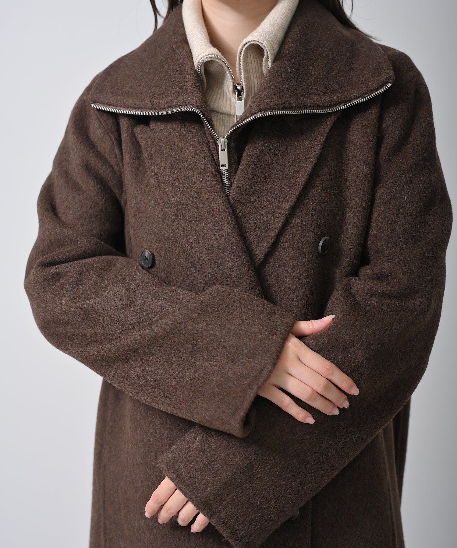 ブラウン　model：H160