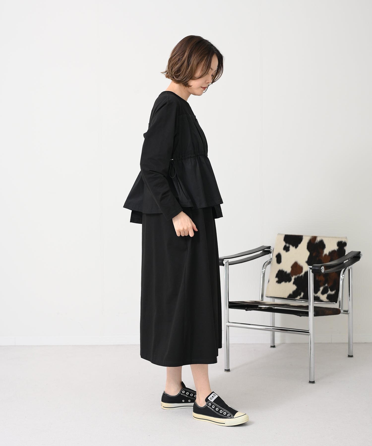 ブラック　model：H167