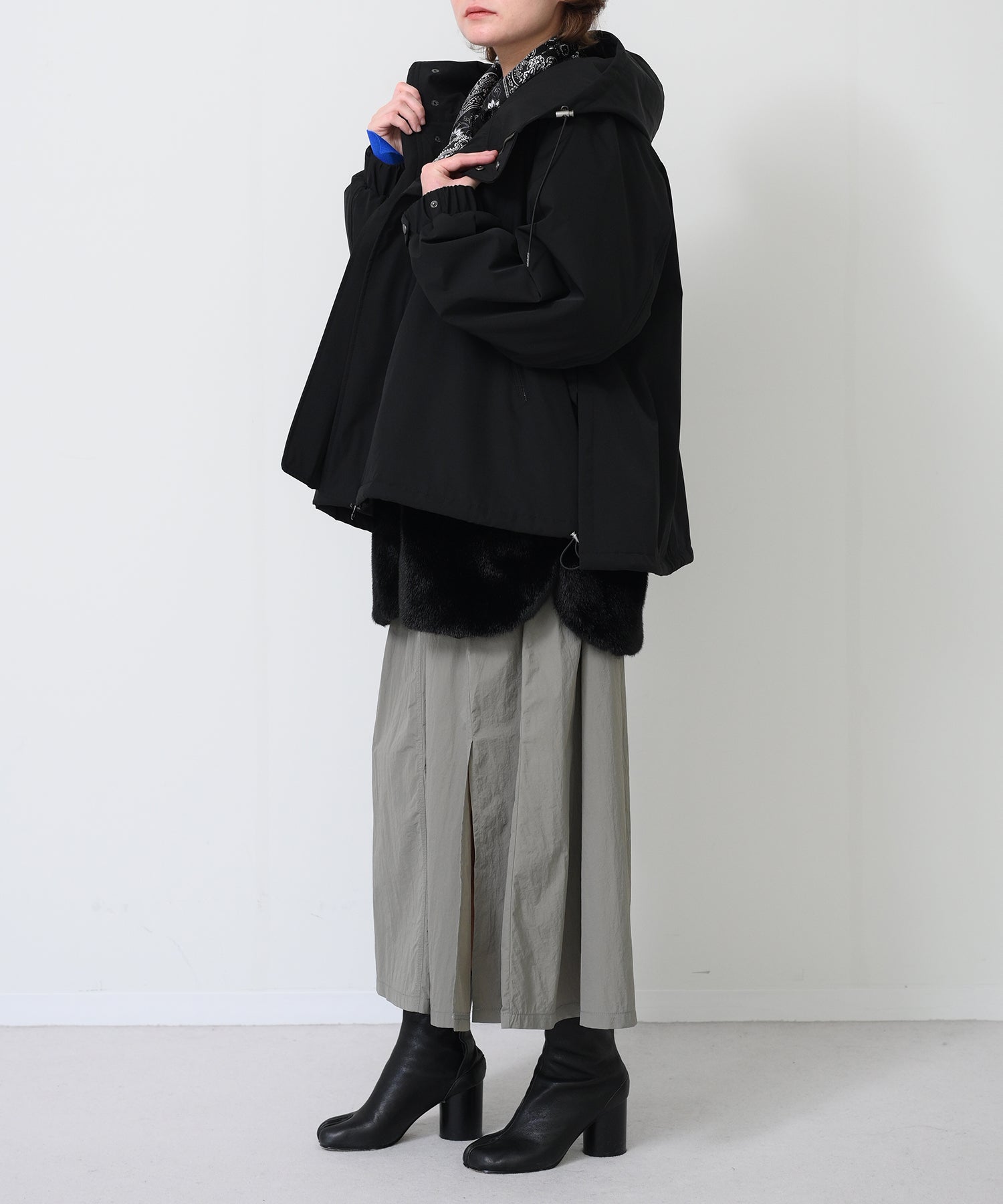 ブラック×ブラック　model：H163