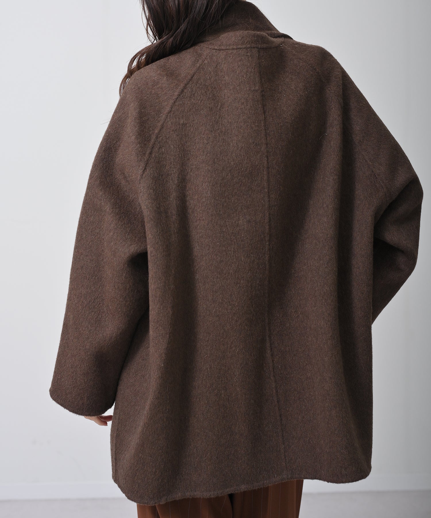 ブラウン　model：H160