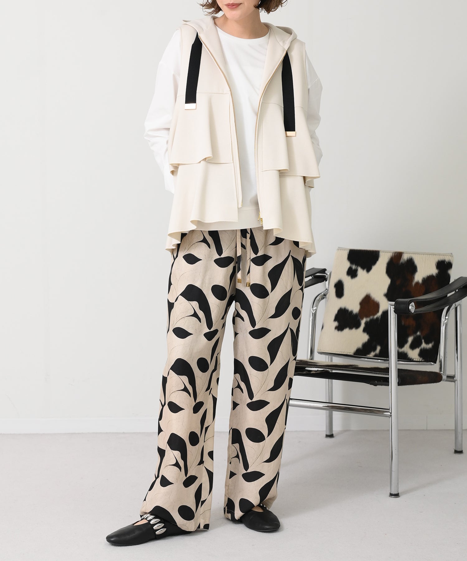 ラスベガス nexyou ストーン装飾 ホワイトベルト ベルメゾン 曲げ木風ユニットボックス ホワイト オープン／36