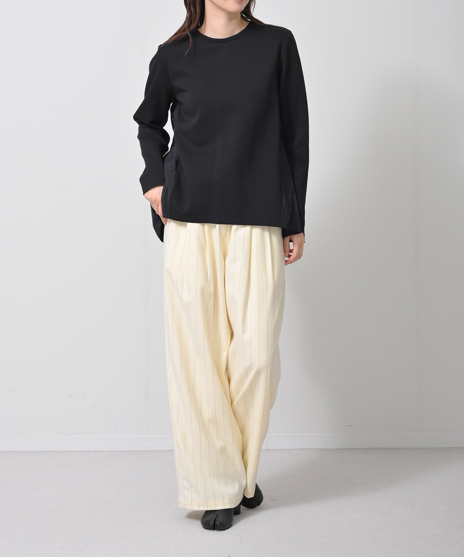 ブラック　model：H160