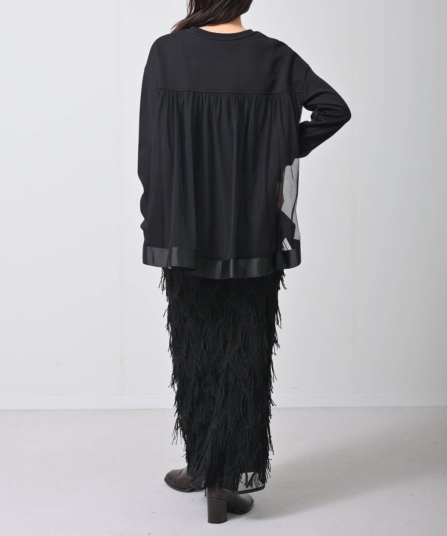 ブラック　model：H160