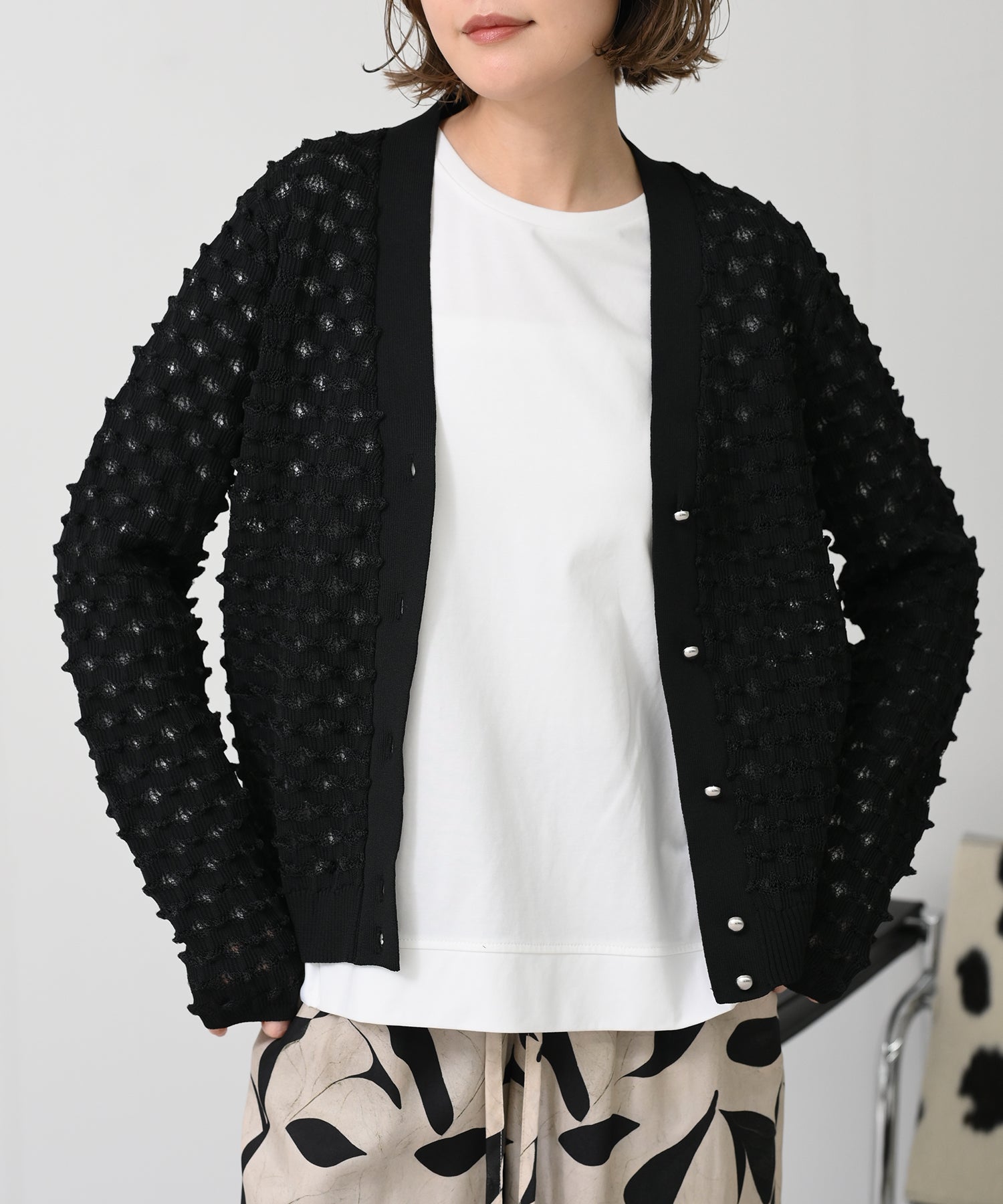 ブラック　model：H167