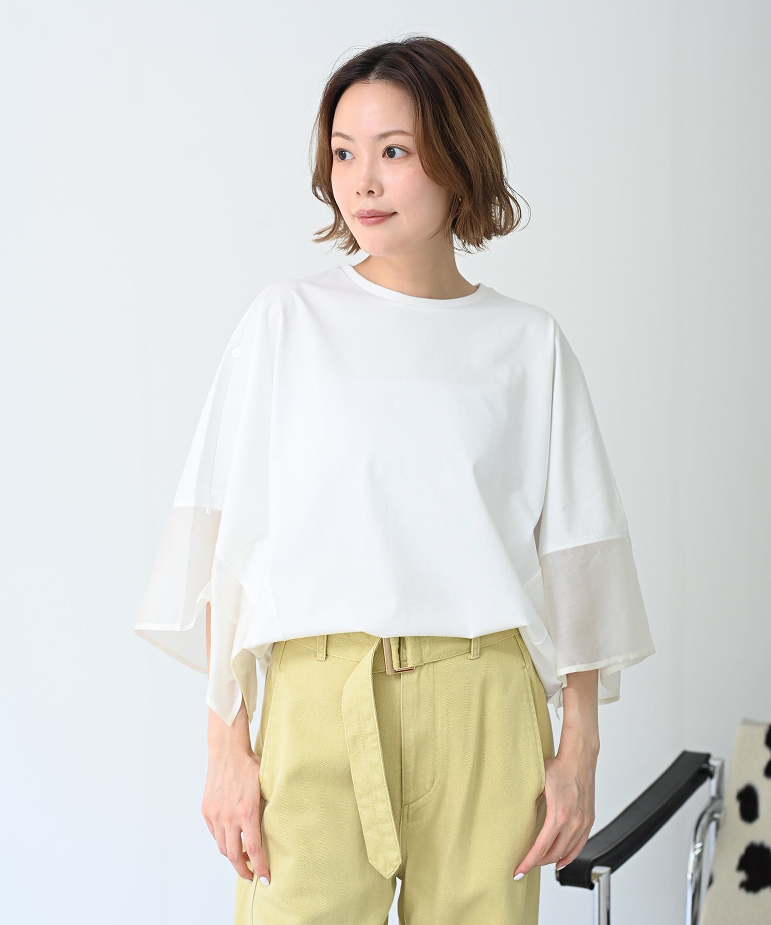 オフホワイト　model：H167