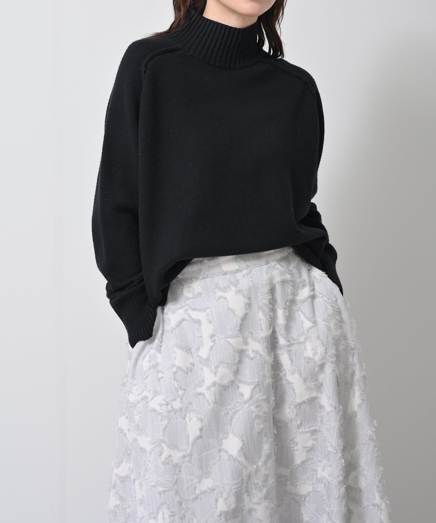 ブラック　model：H160