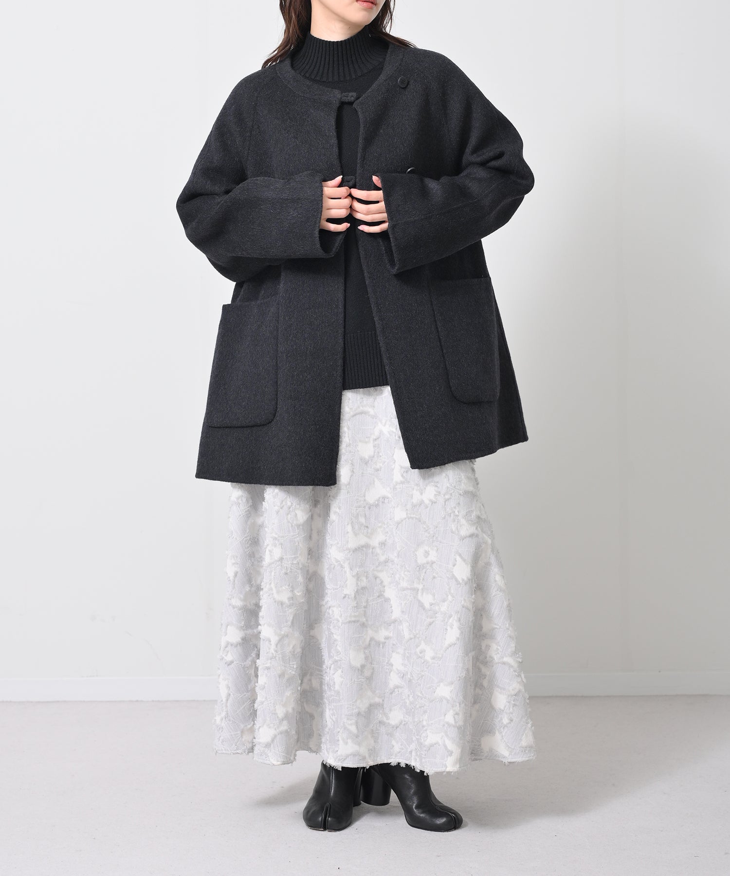 ブラック　model：H160