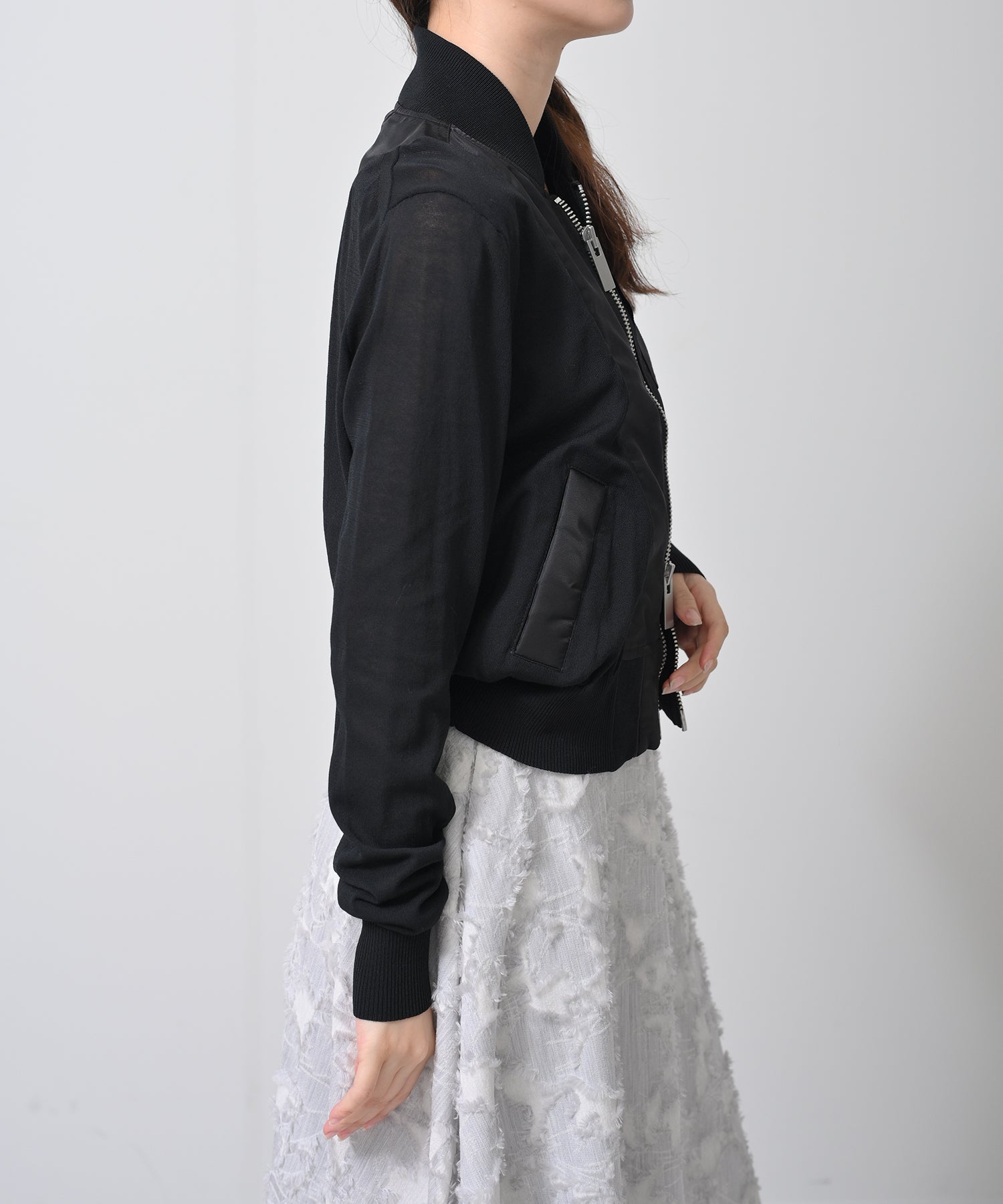 ブラック×ブラック　model：H160