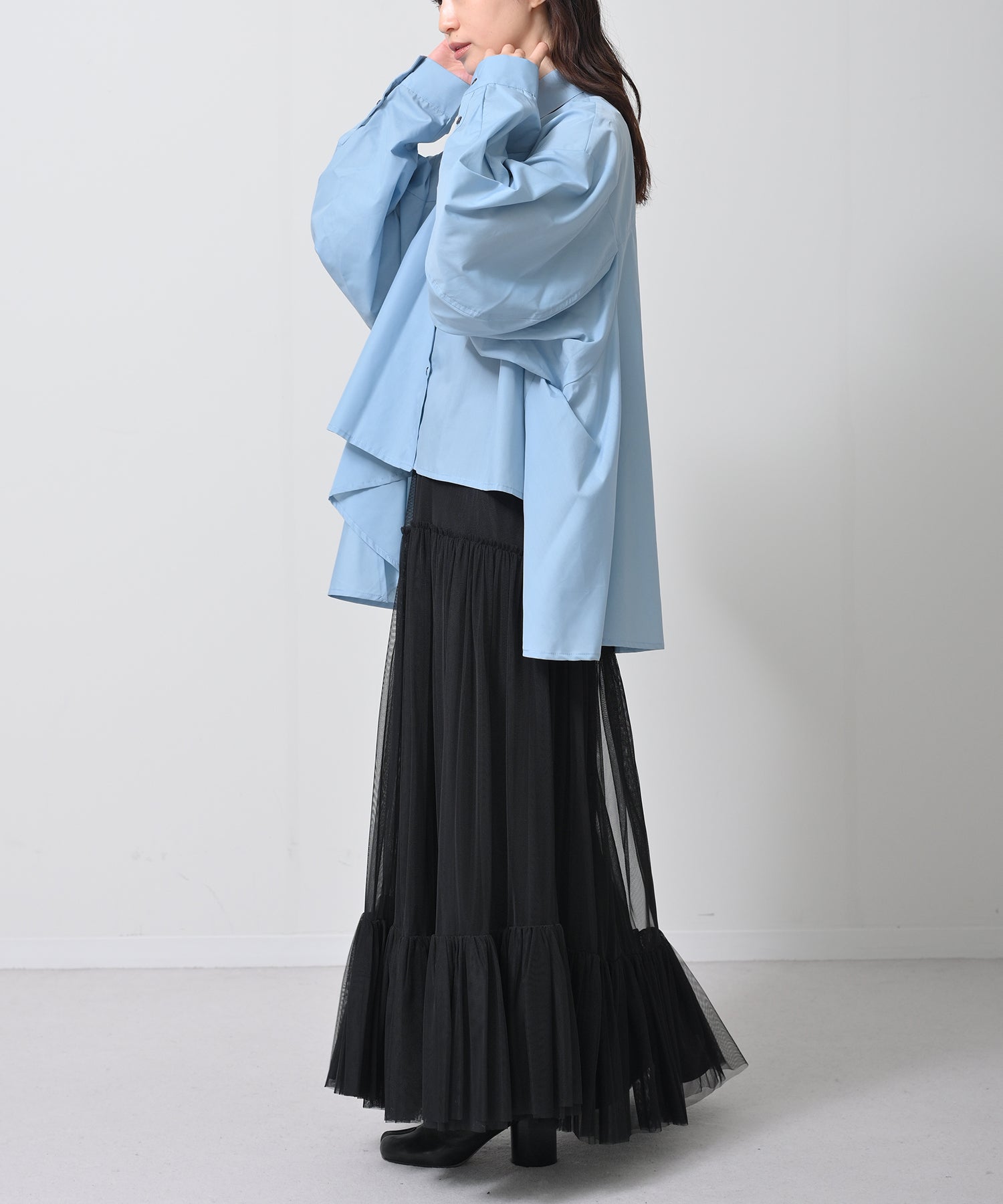 ブルー　model：H160