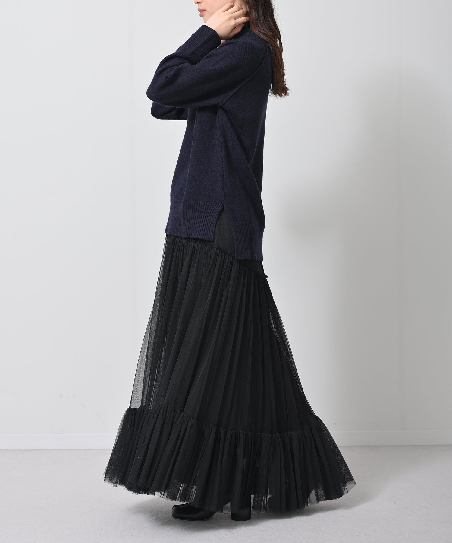 ネイビー　model：H160