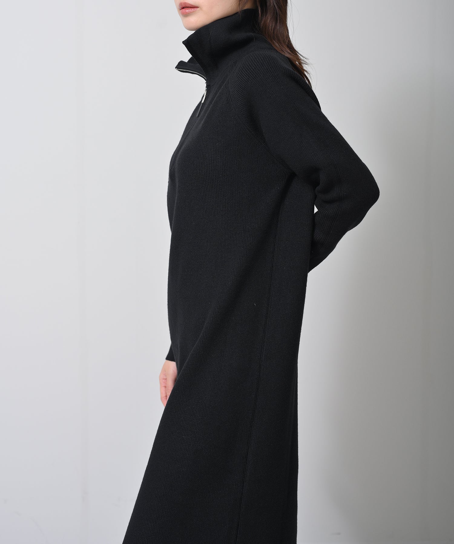 ブラック　model：H160