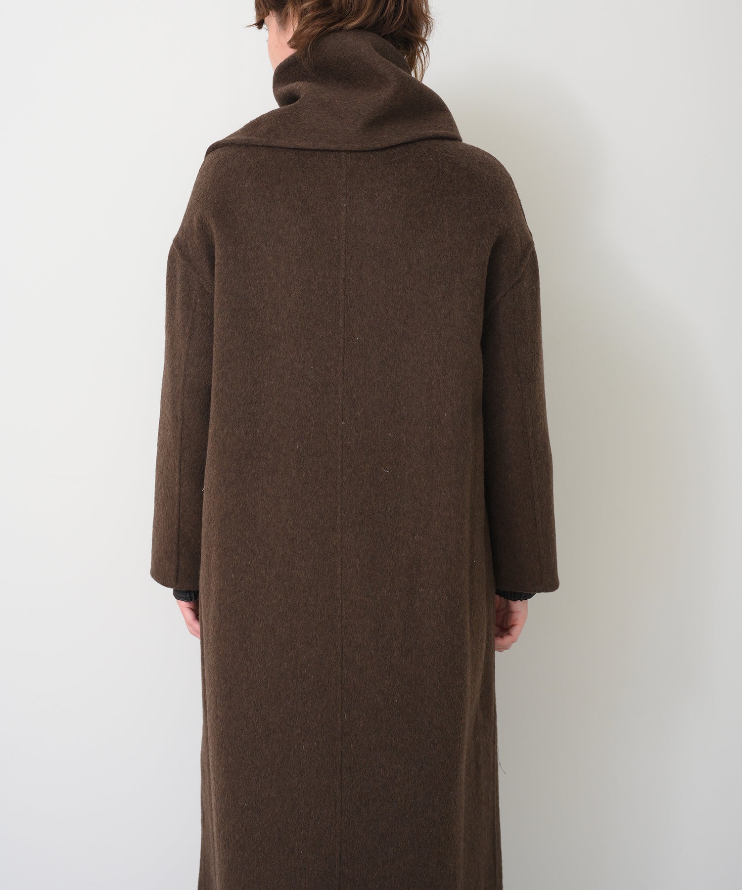 ブラウン　model：H163