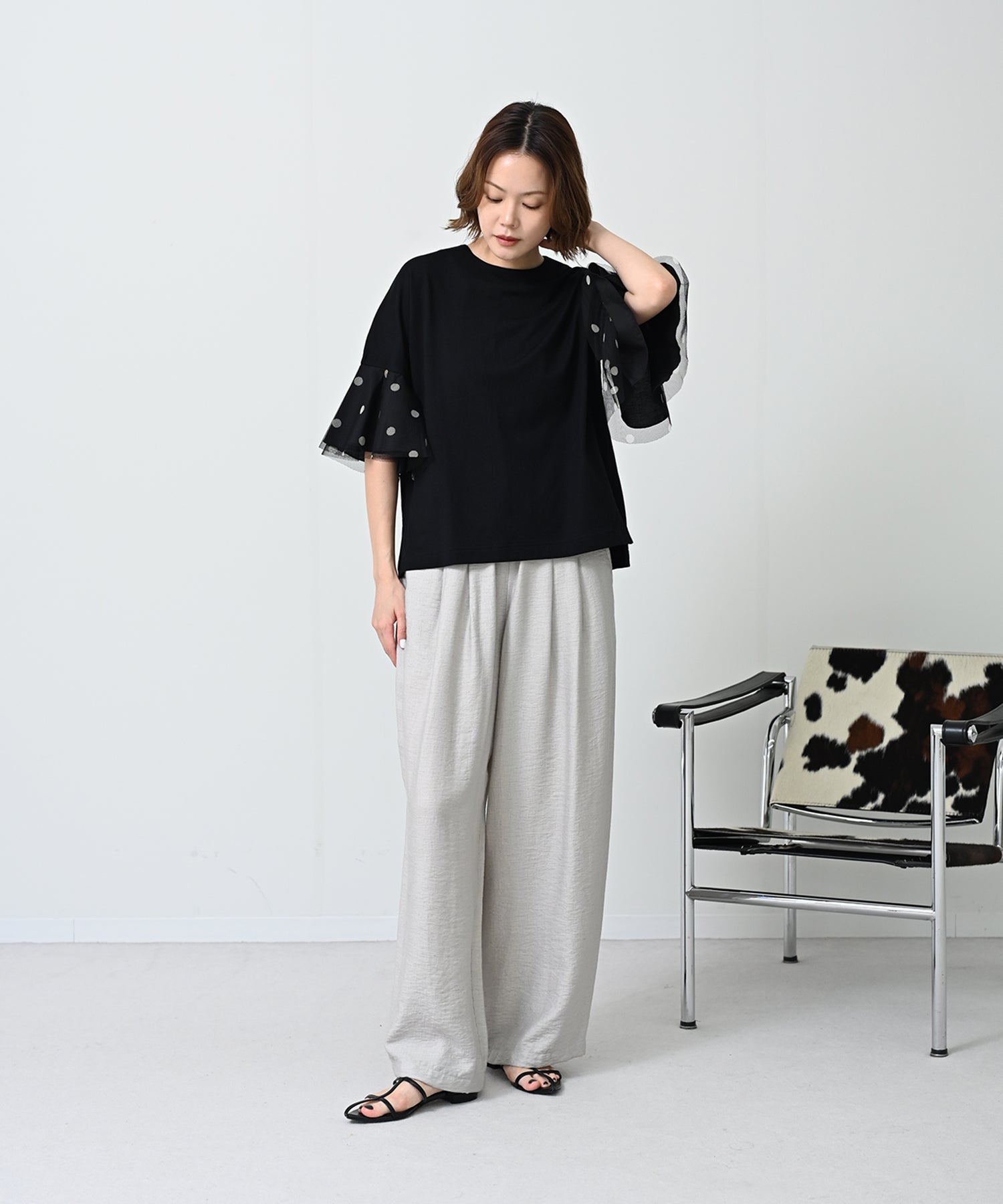 ブラック　model：H167