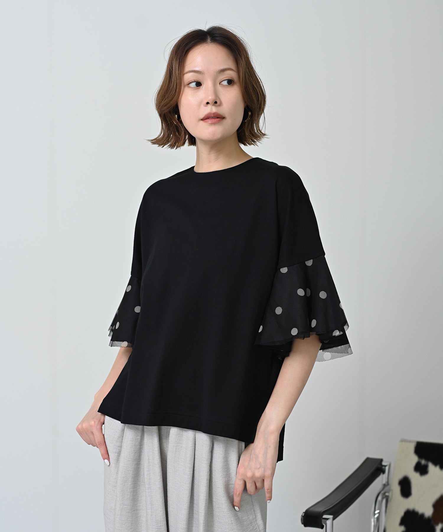 ブラック　model：H167