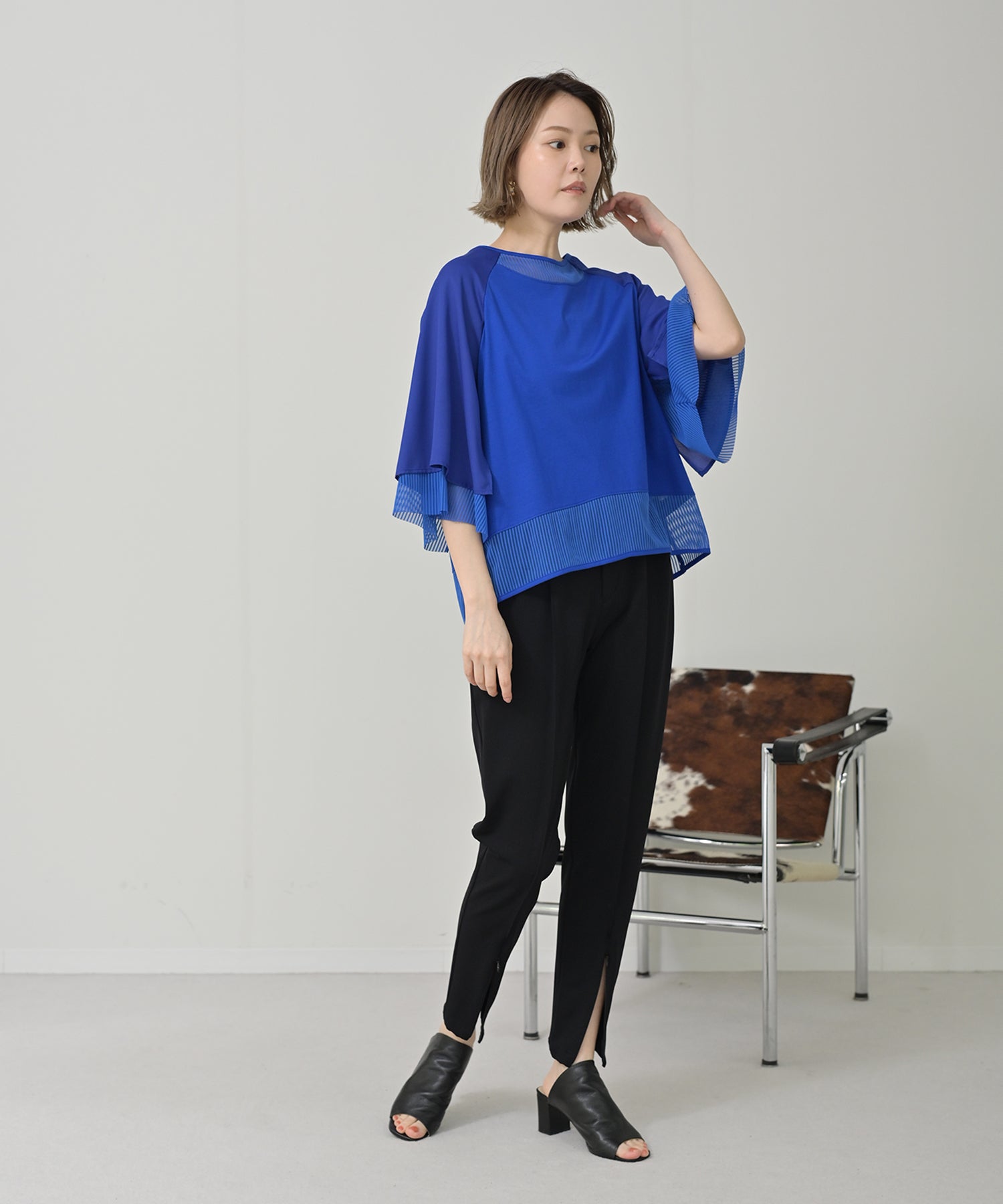 トップス Hyeon Isabelle blouse HYEONヘヨンIsabelle blouse / white