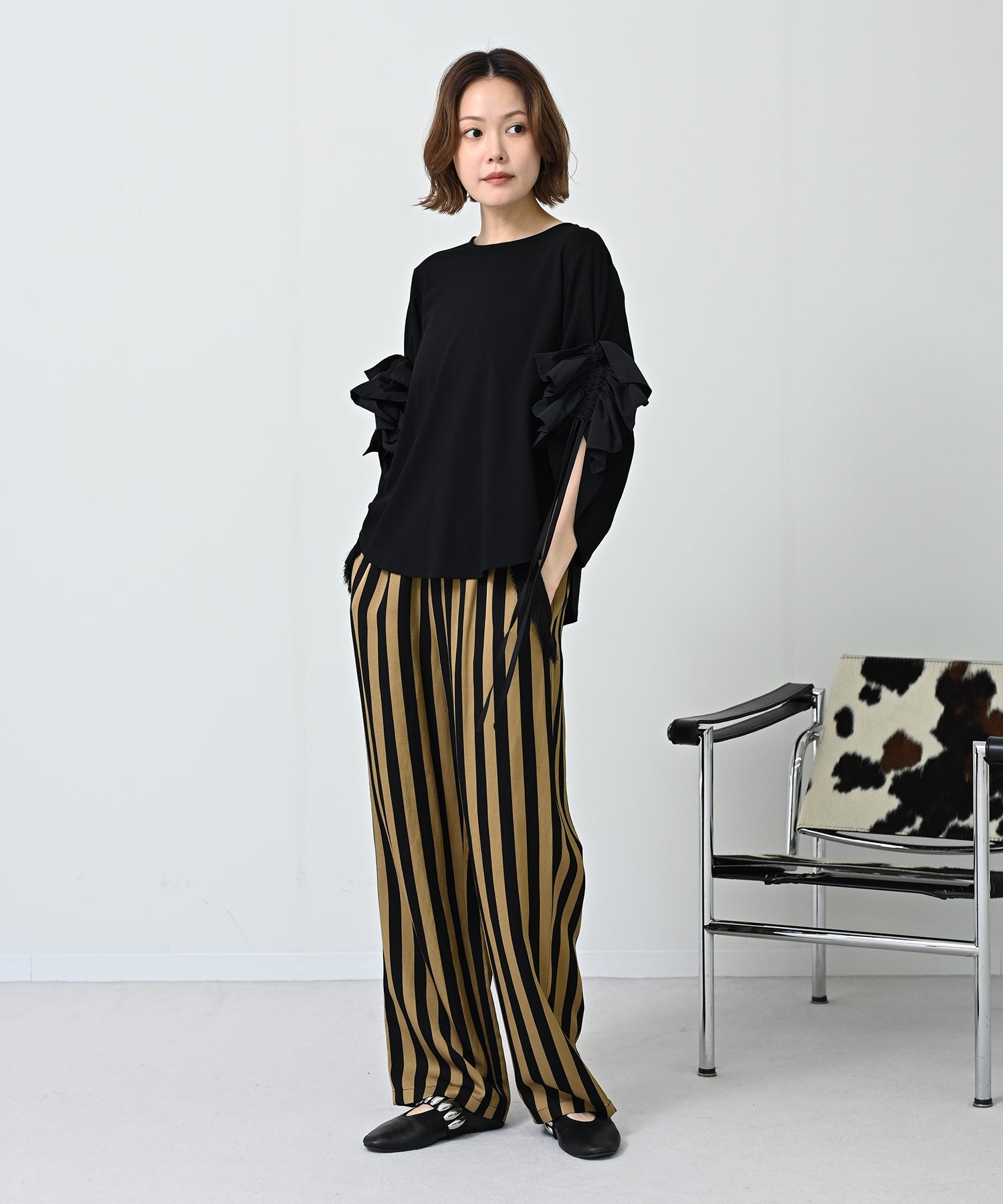 ブラック　model：H167