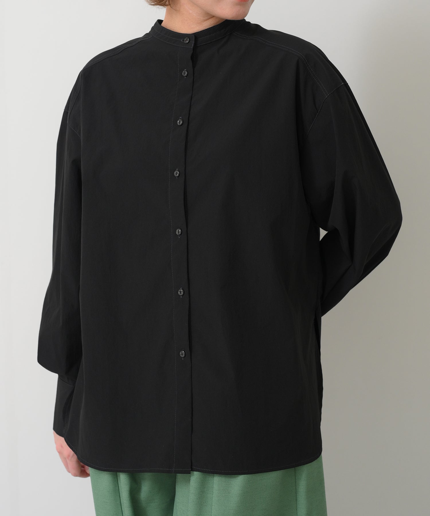 ブラック　model：H163