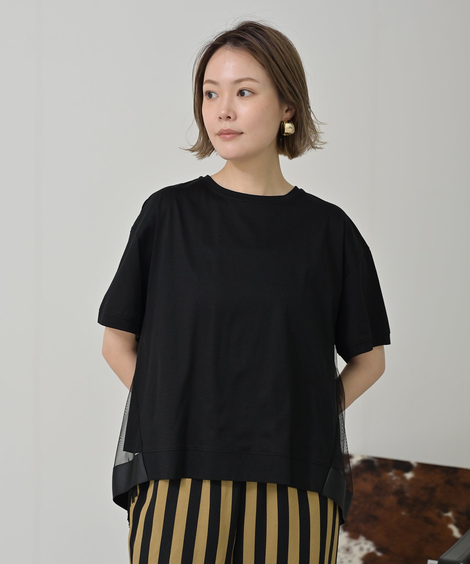 ブラック　model：H167