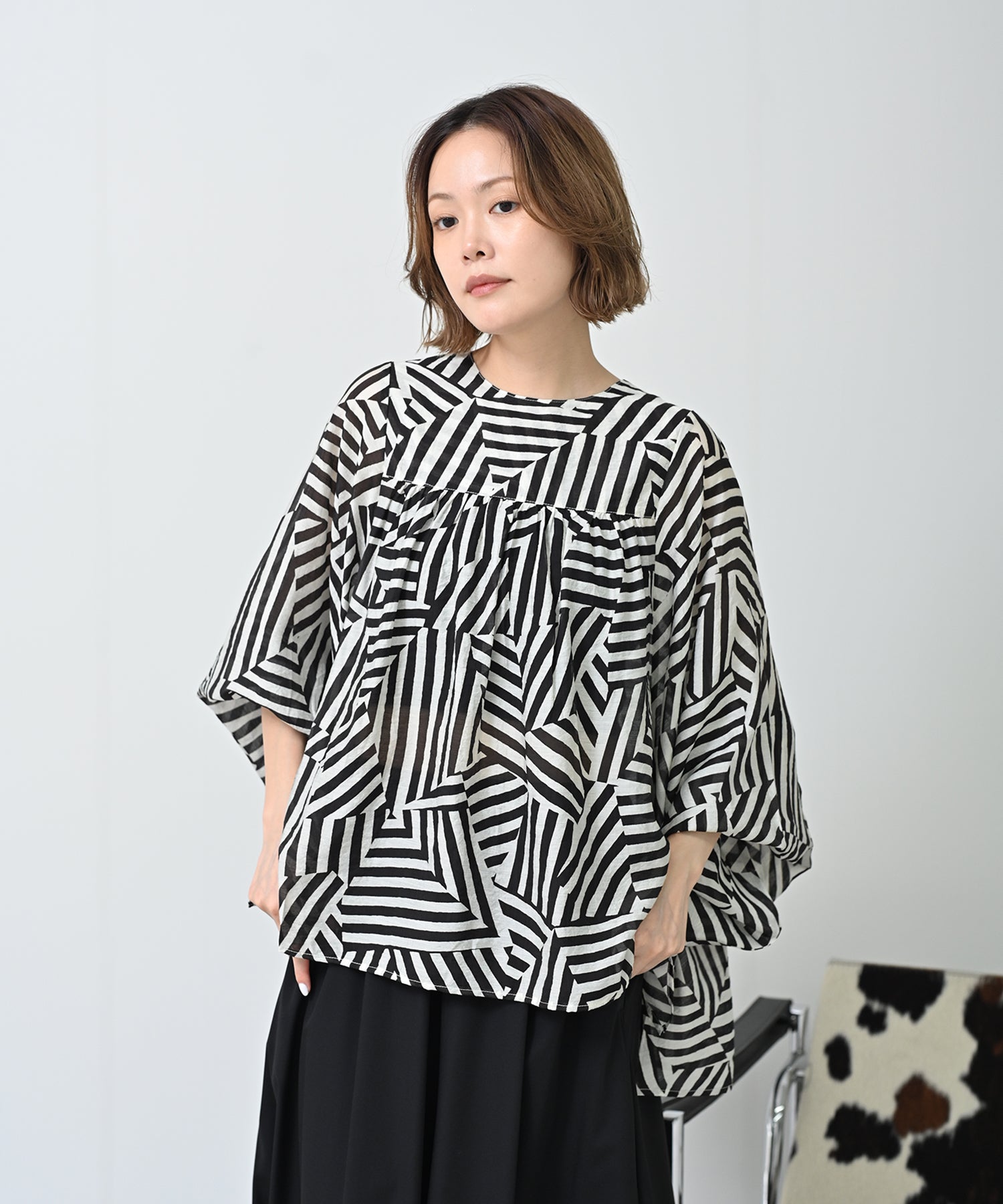 GASA* ガサ　リネンバルーンスリーブ　プリーツ　プルオーバー(生成り) バルーンスリーブプルオーバー – ao daikanyama