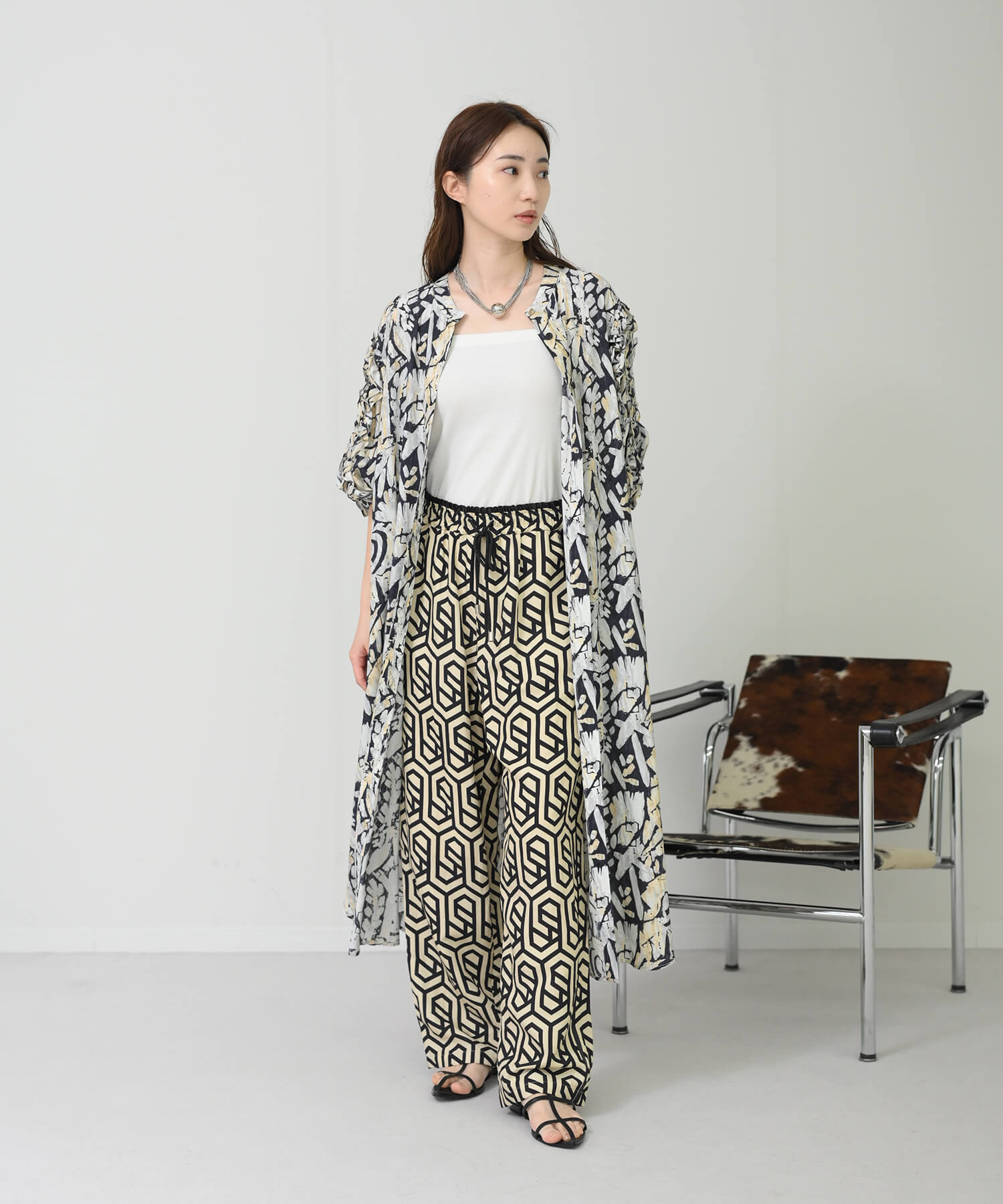 【Timesale】フリル袖柄ドレスワンピース