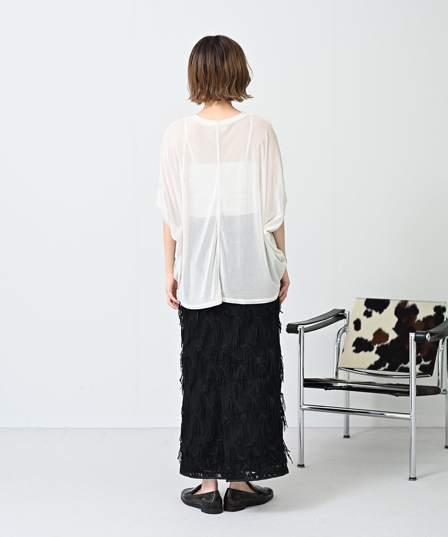 オフホワイト　model：H167