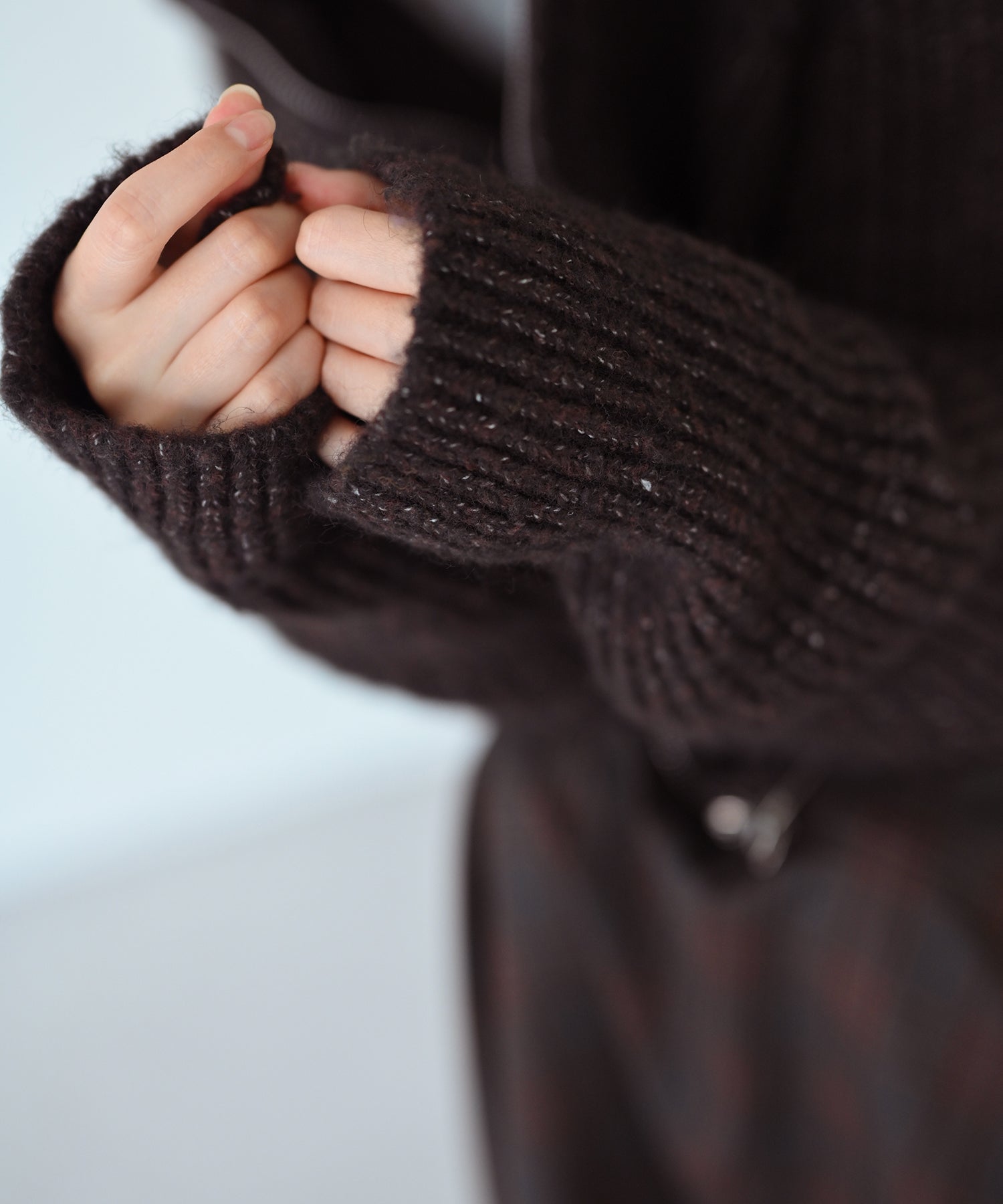 ブラウン　model：H167