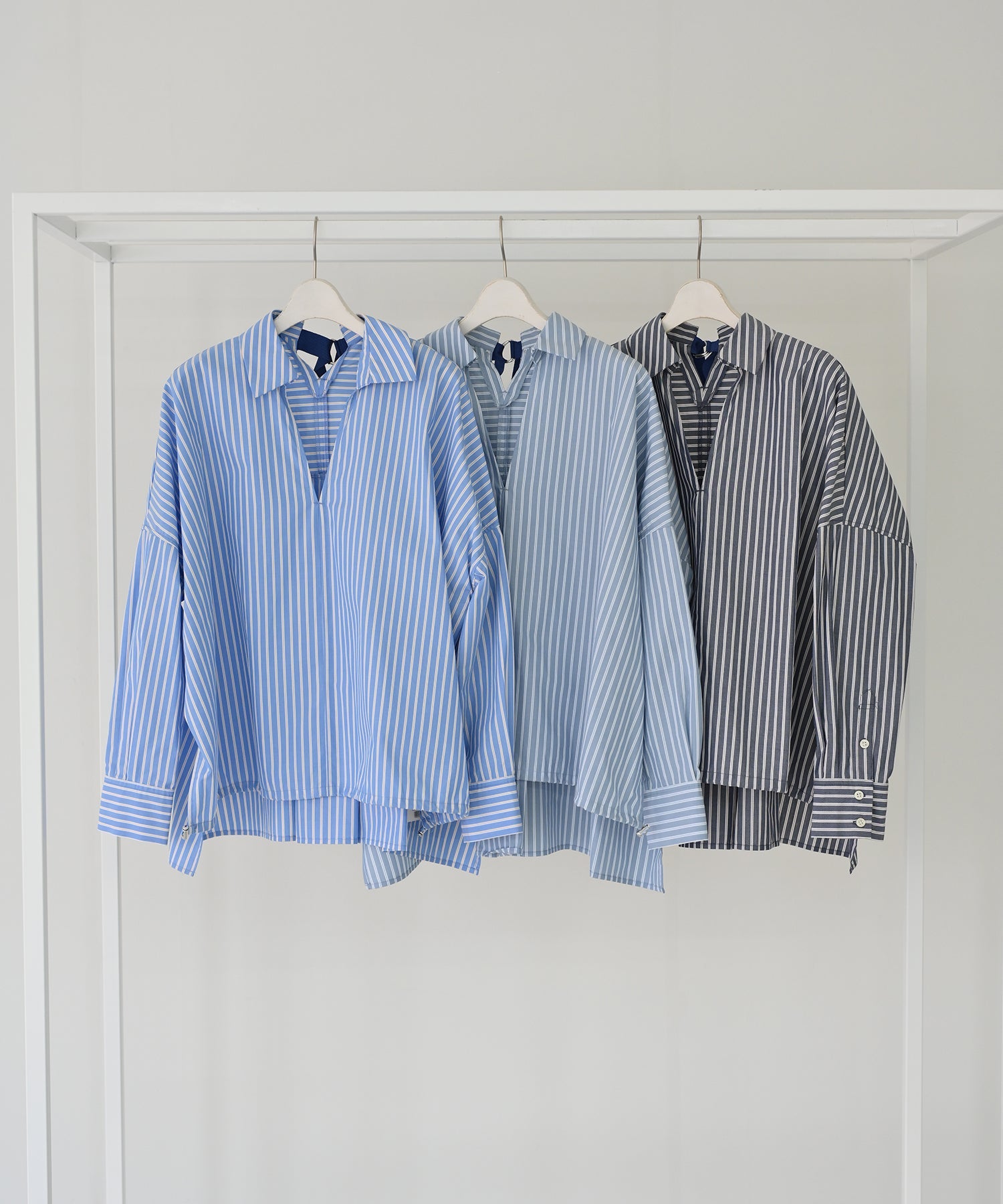 左からブルー　グレー　ネイビー