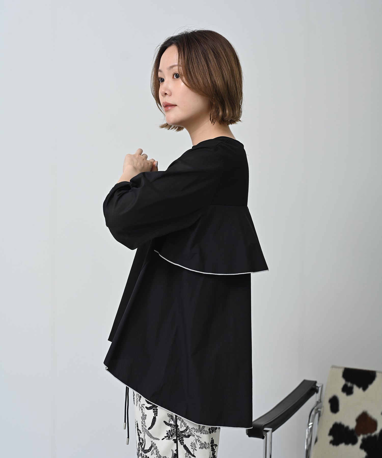 ブラック　model：H167