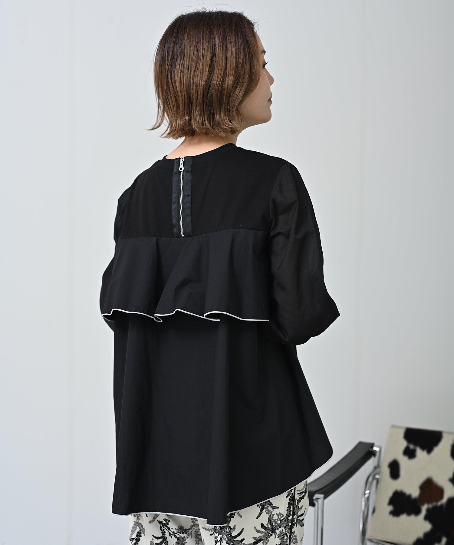 ブラック　model：H167