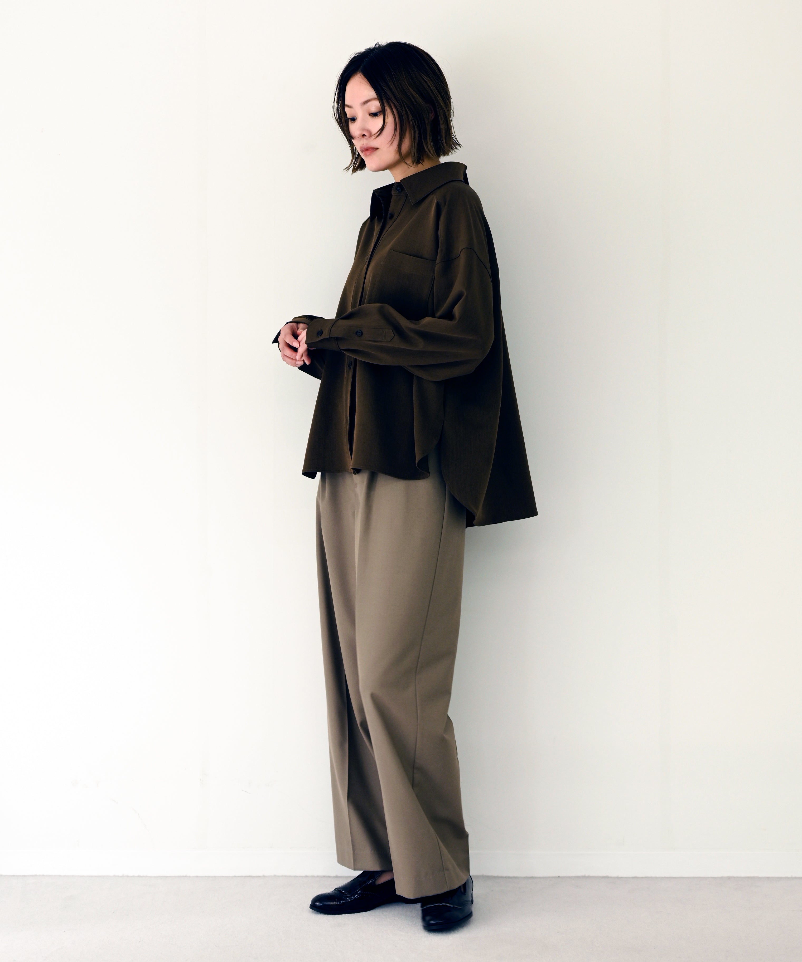 ブラウン　model：H167
