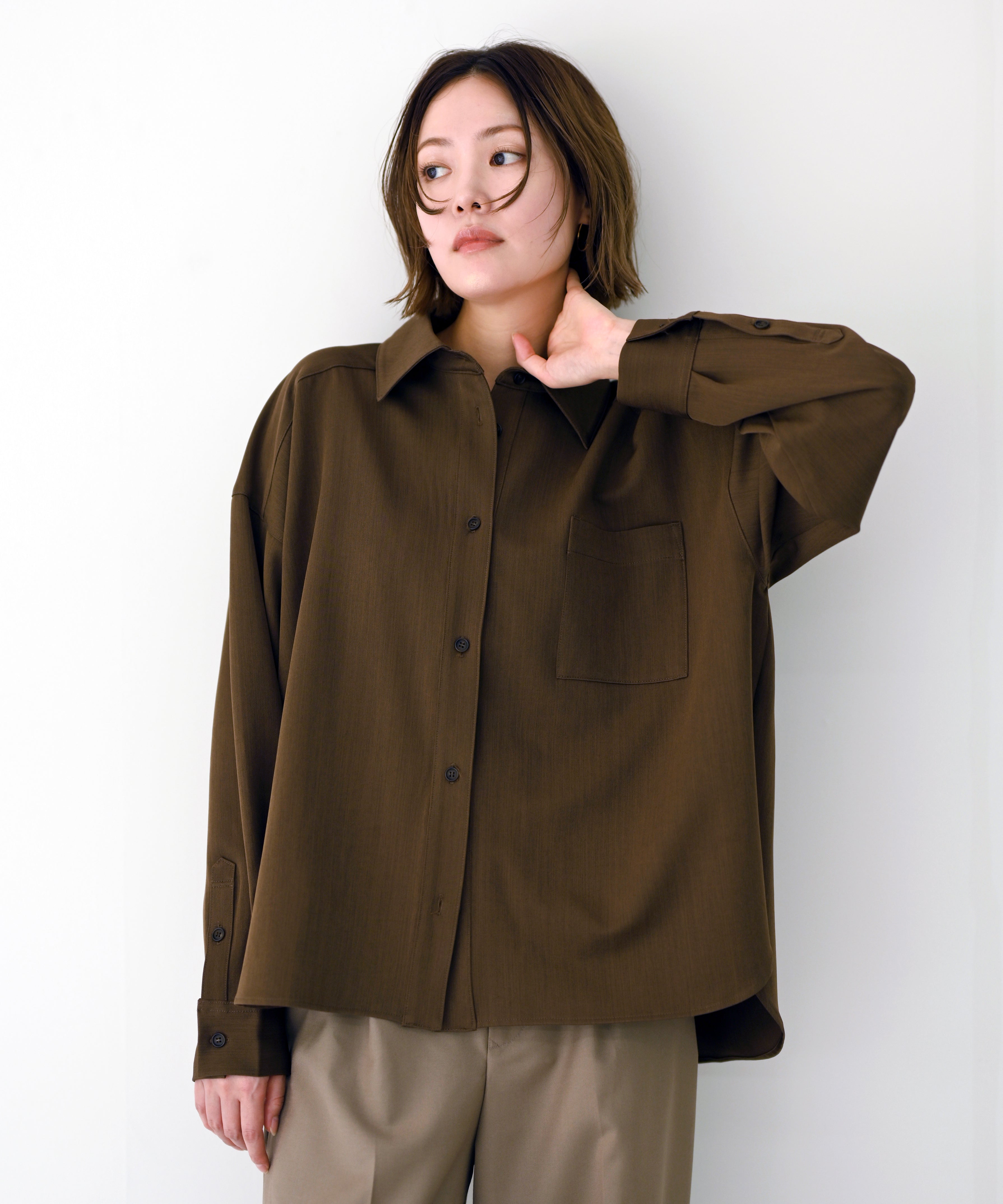 ブラウン　model：H167