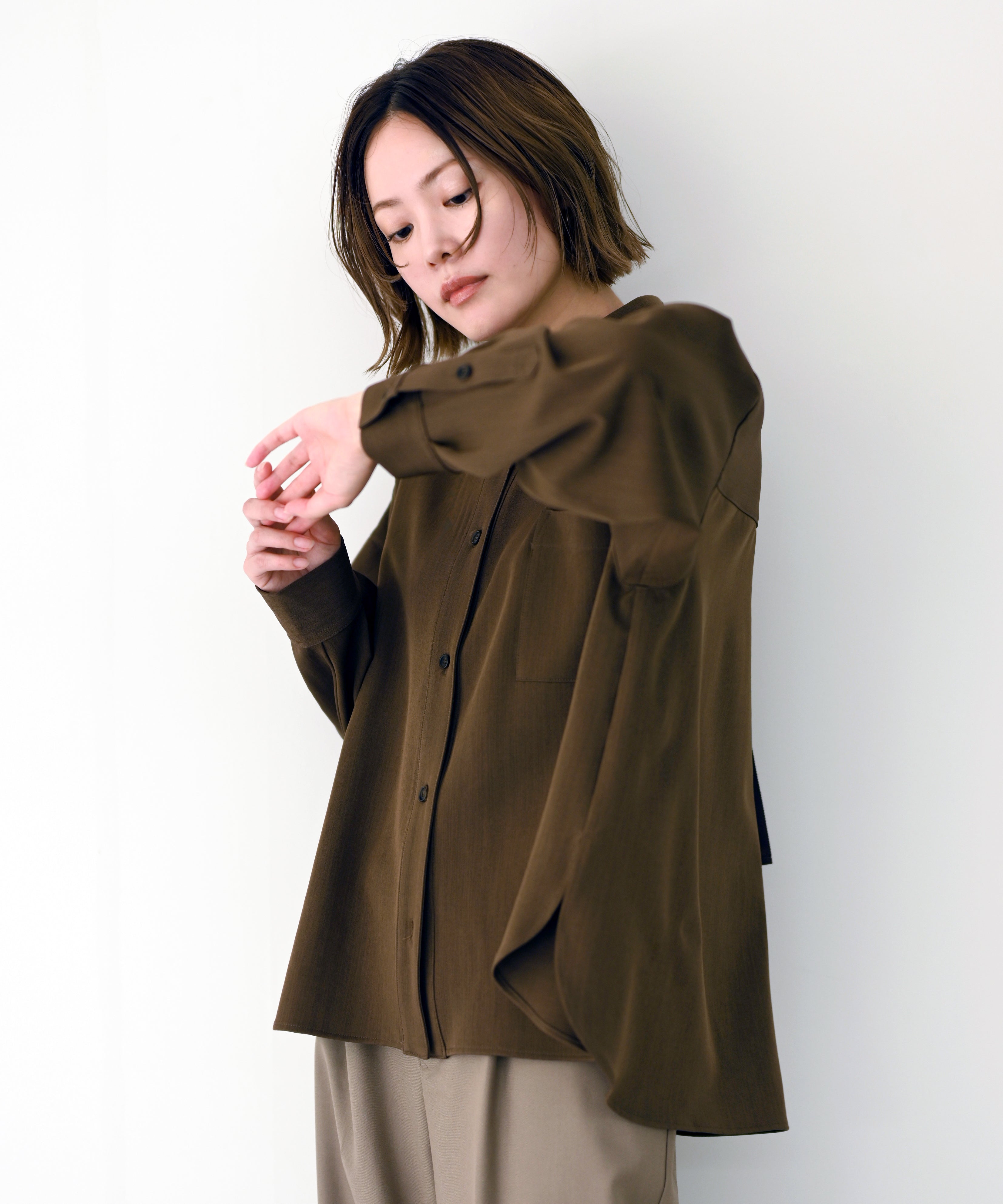 ブラウン　model：H167
