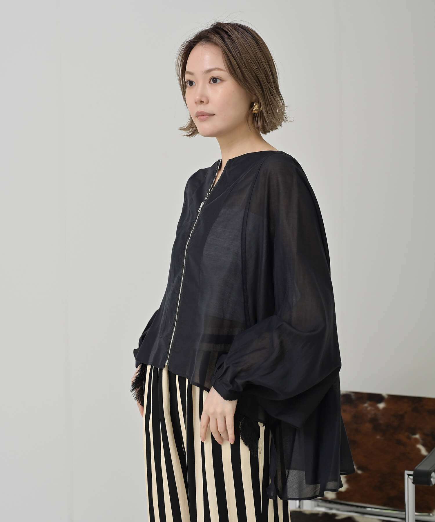 BLACK　model：H167　着用サイズ：FREE